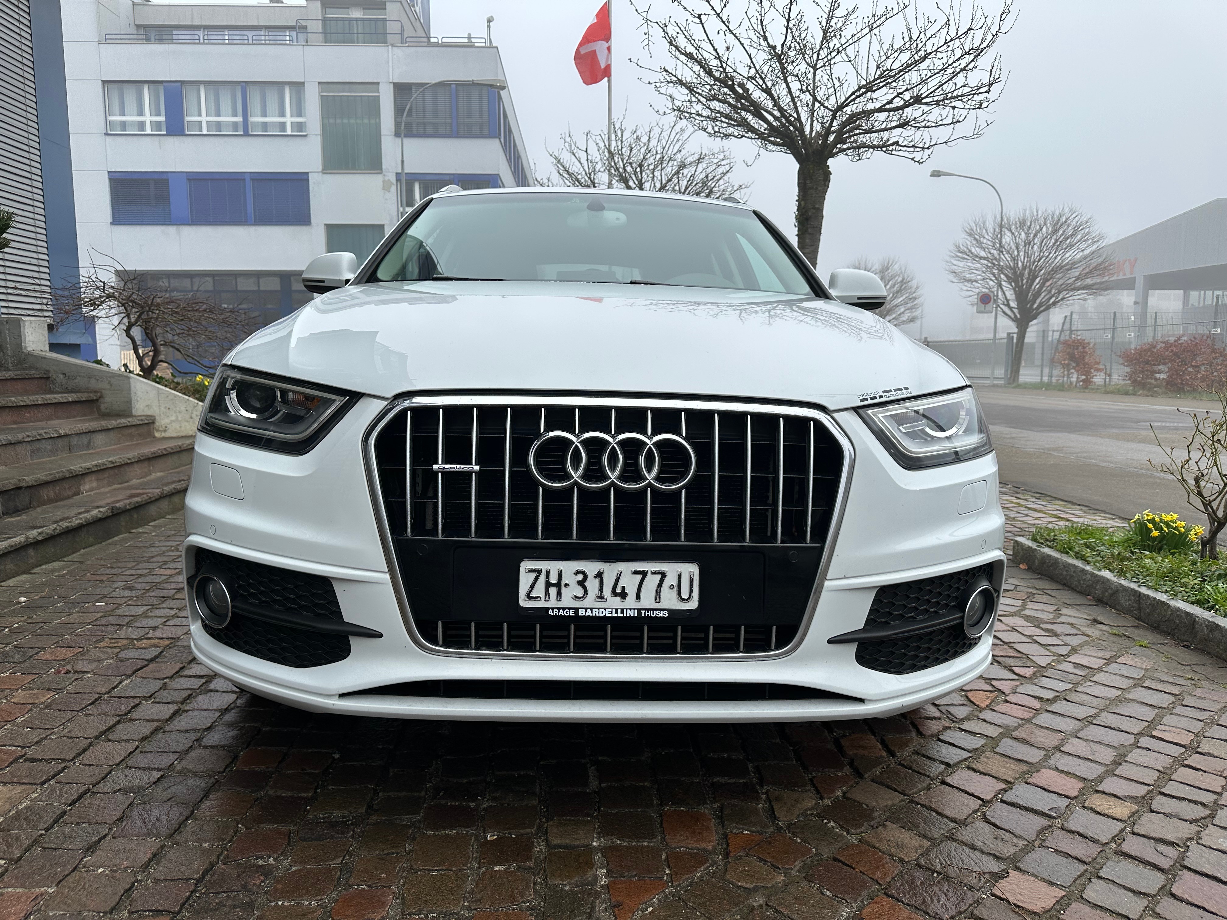 AUDI Q3 2.0 TDI quattro S-tronic