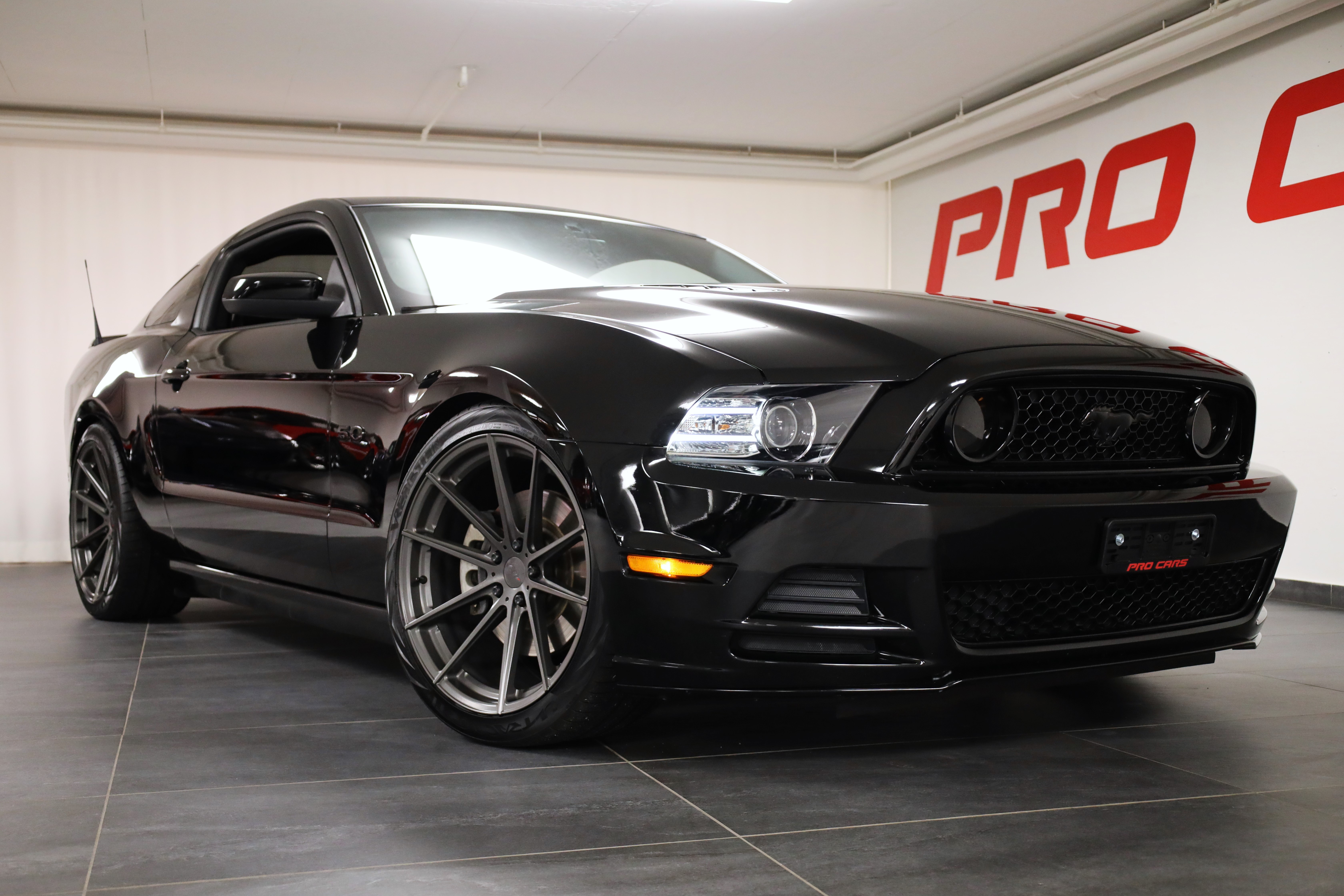 FORD Mustang 5.0 V8 GT 2013-Modell