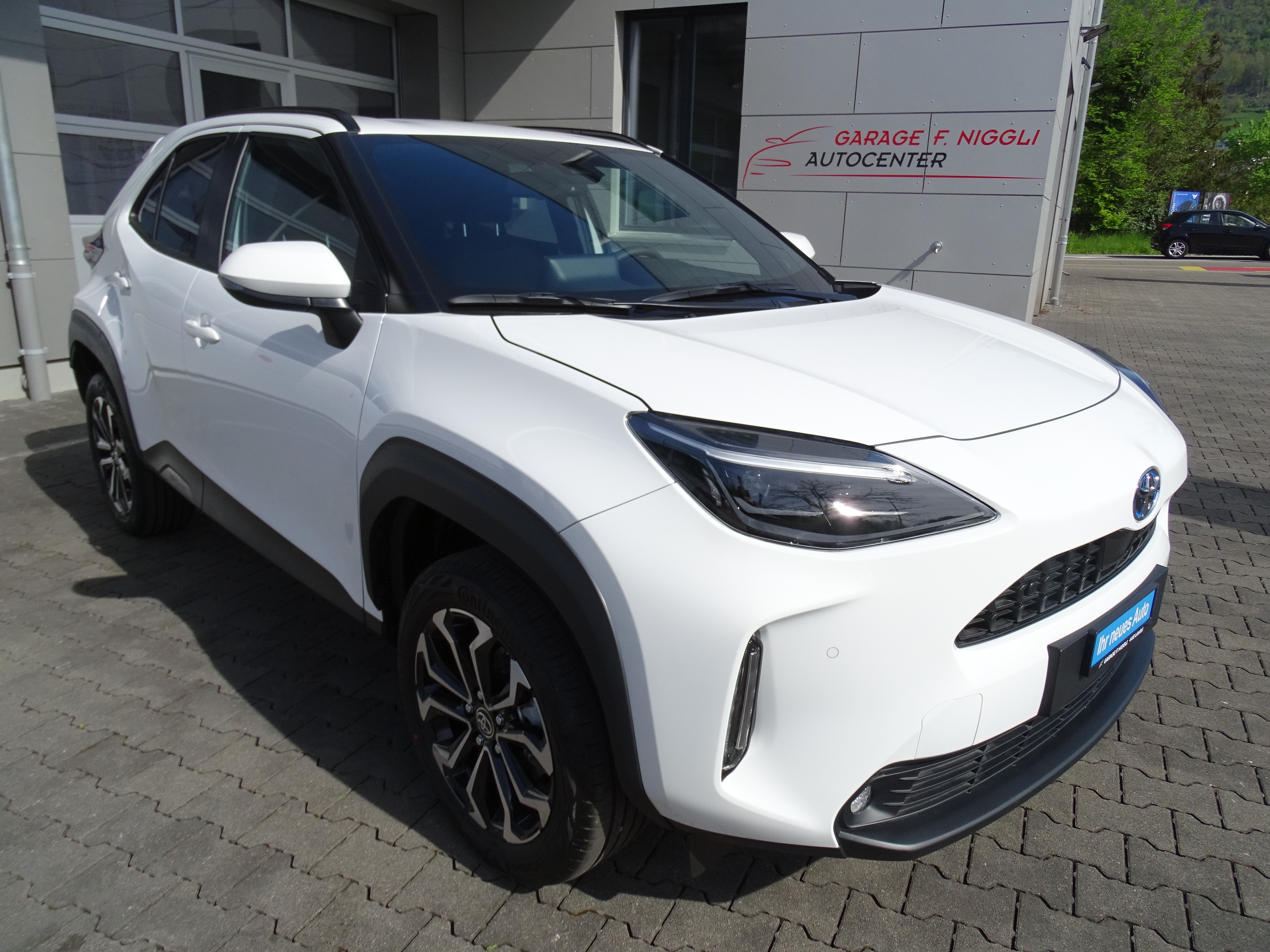 TOYOTA Yaris Cross 1.5 Comfort e-CVT AWDi