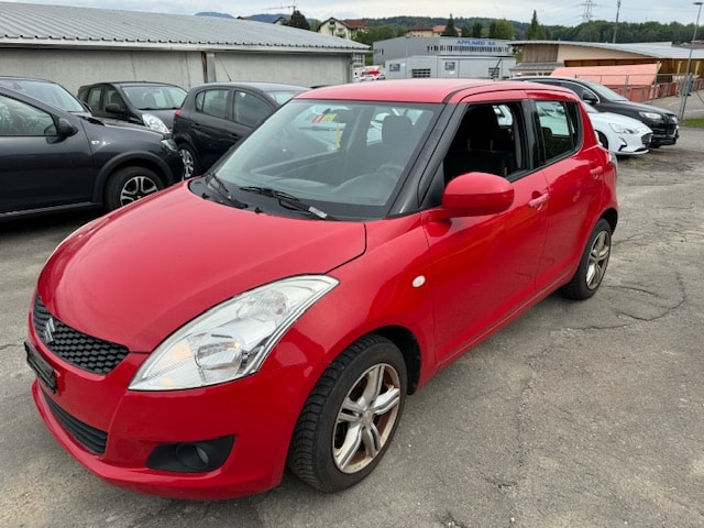 SUZUKI Swift 1.2i 16V GL Top