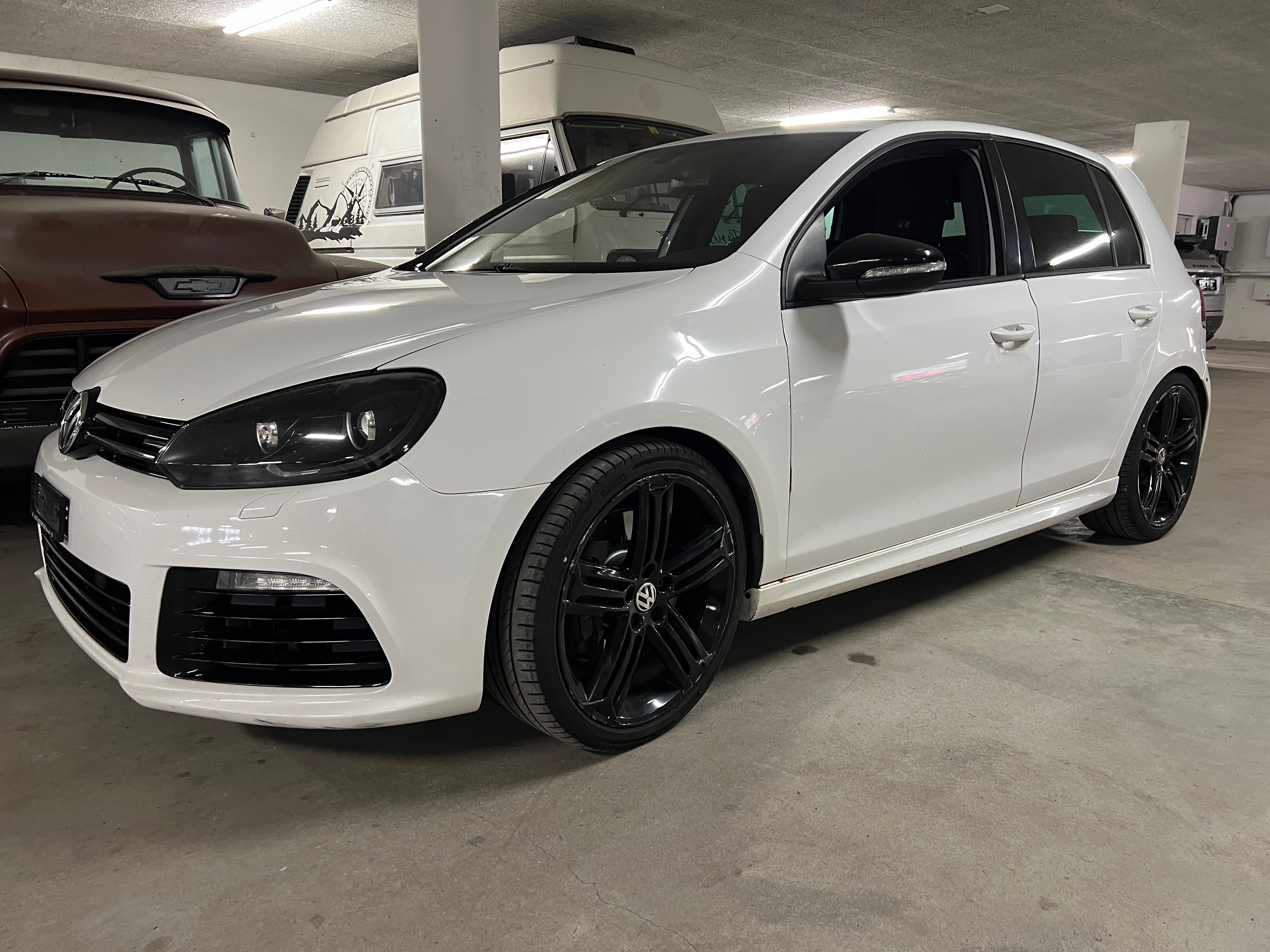 VW Golf 2.0 TSI R Team 4Motion