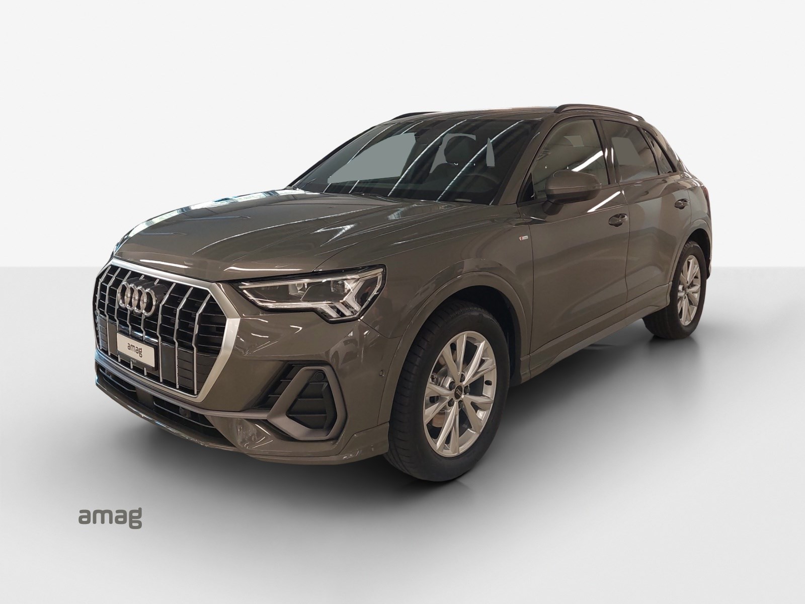 AUDI Q3 35 TFSI S line Attraction S-tronic