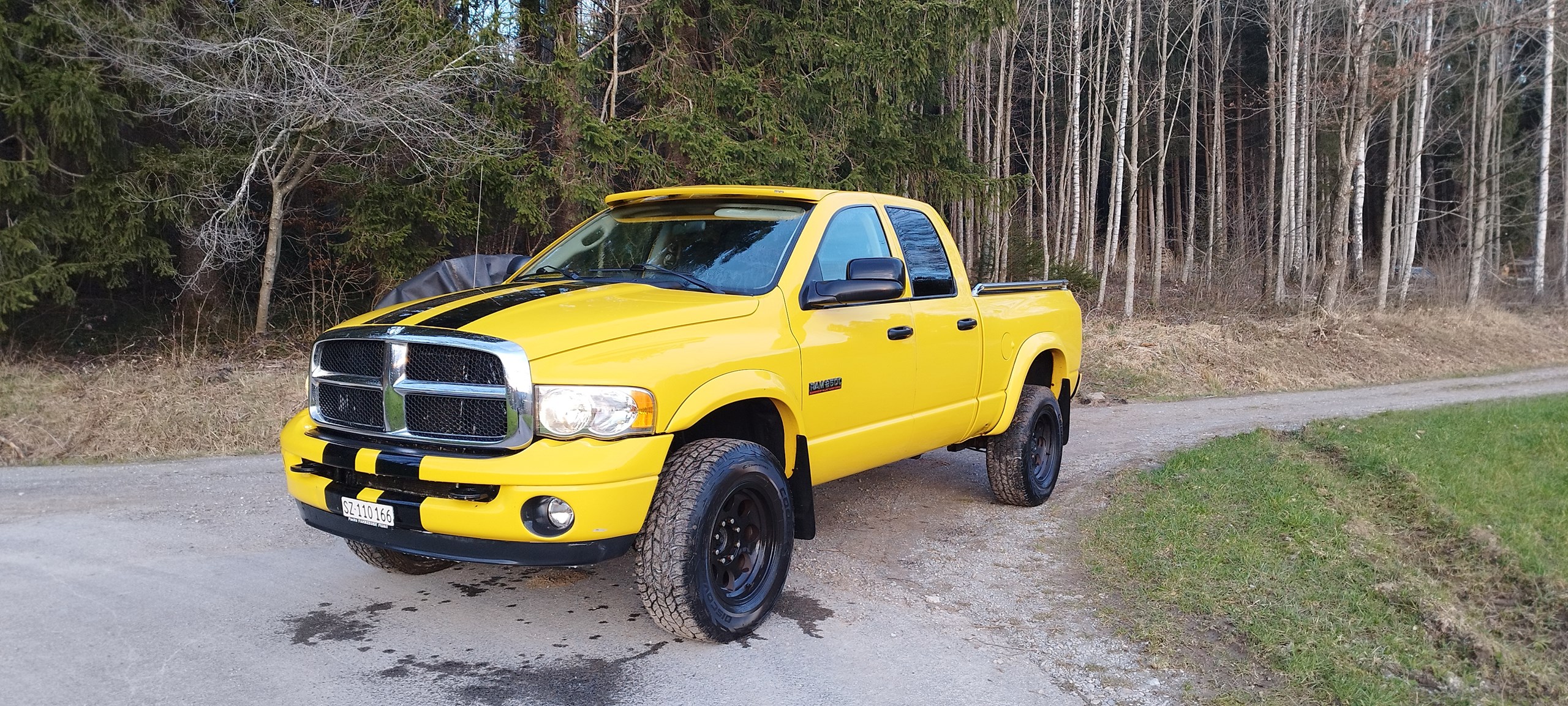 DODGE Ram 2500 cummins diesel