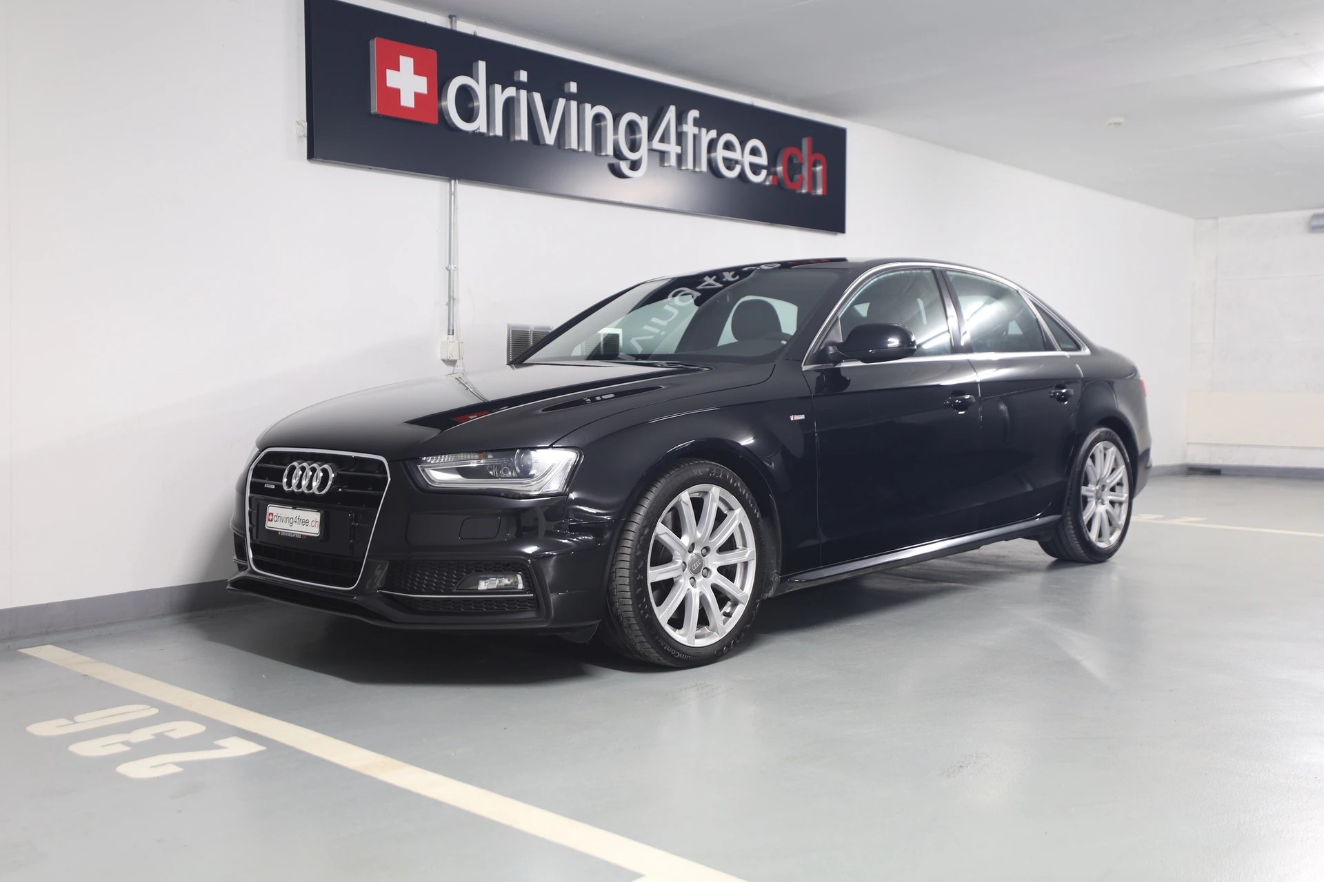 AUDI A4 3.0 TFSI quattro S-tronic