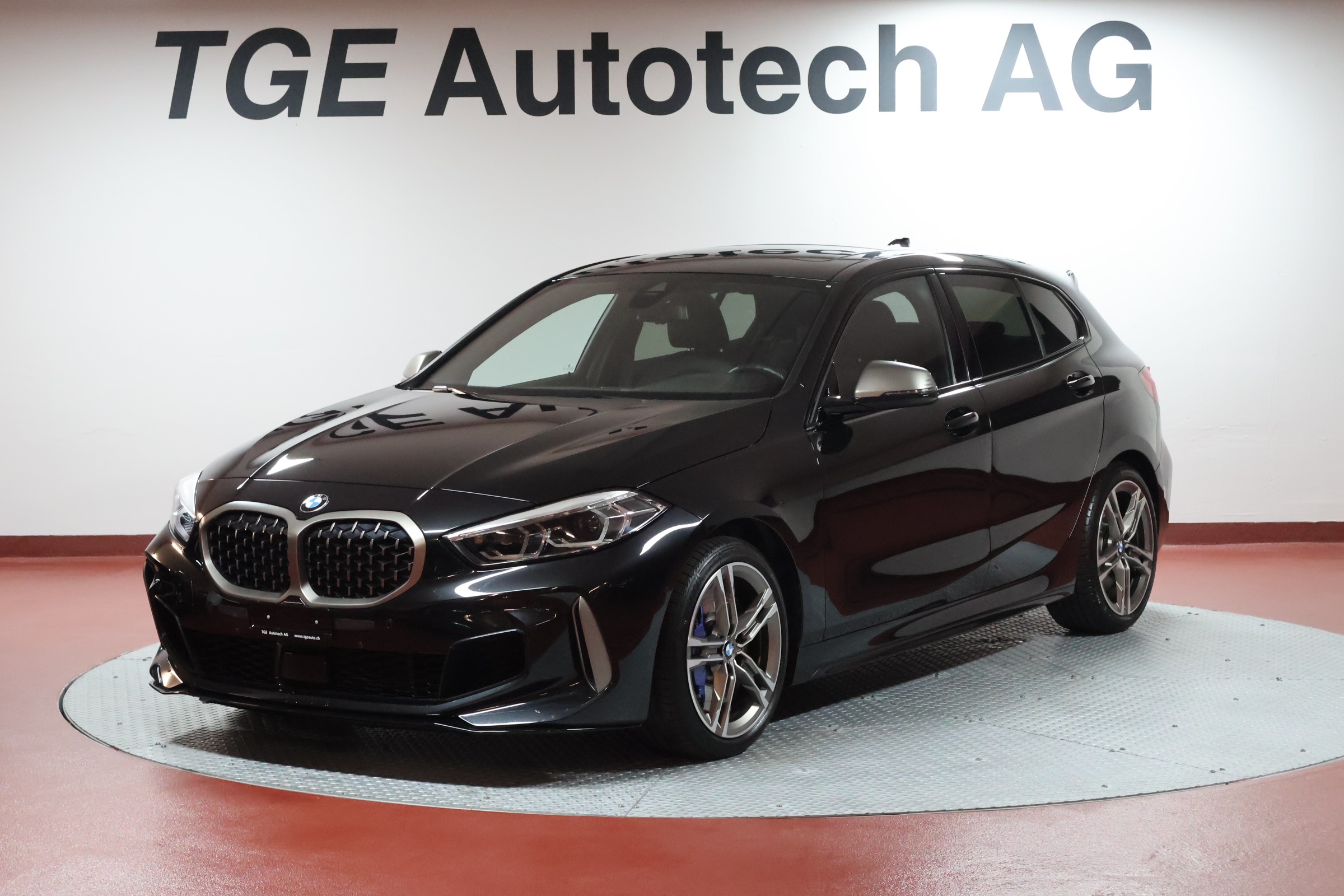 BMW M135i xDrive Steptronic