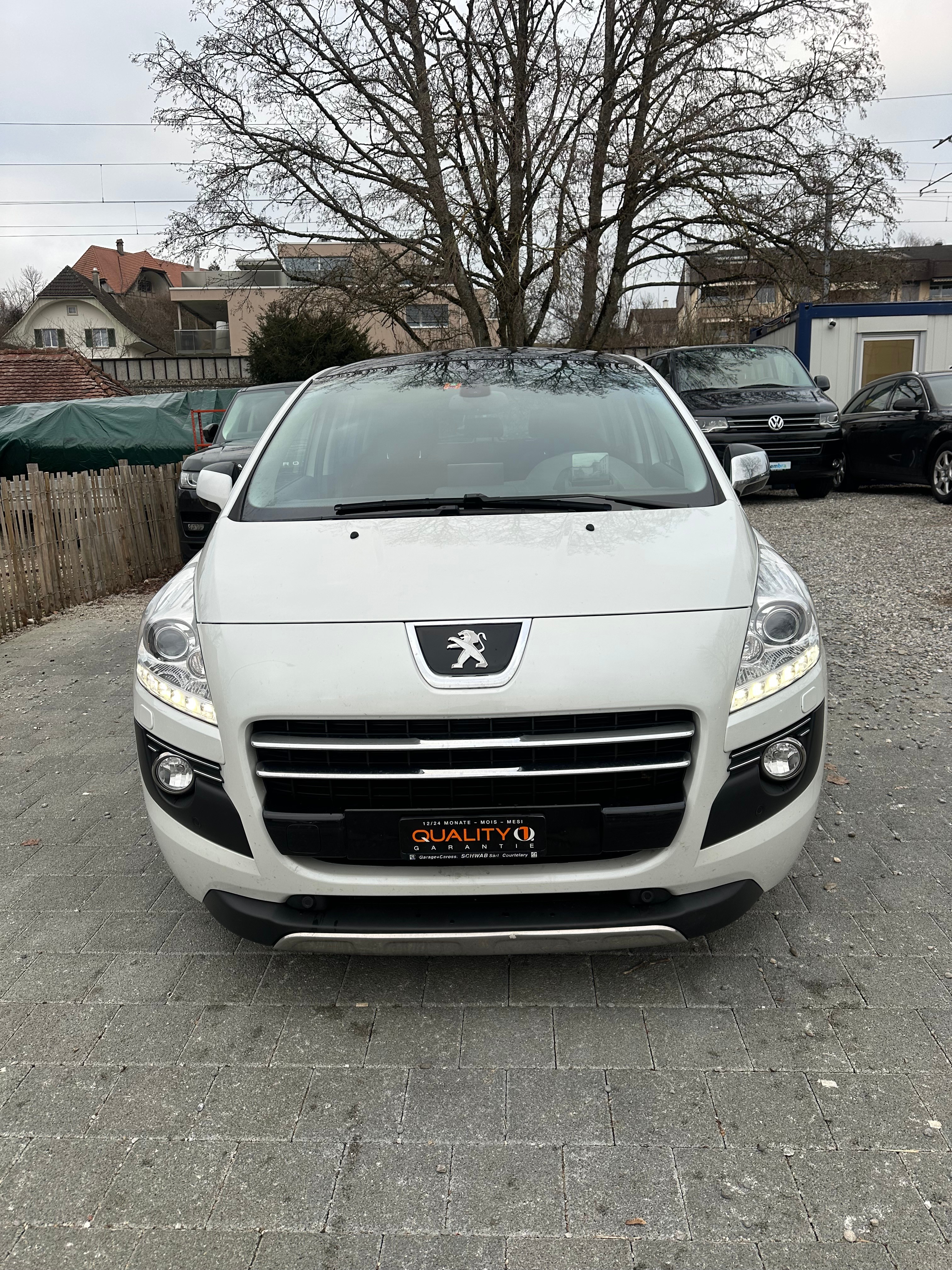 PEUGEOT 3008 HYbrid4 2.0 HDI EGS6