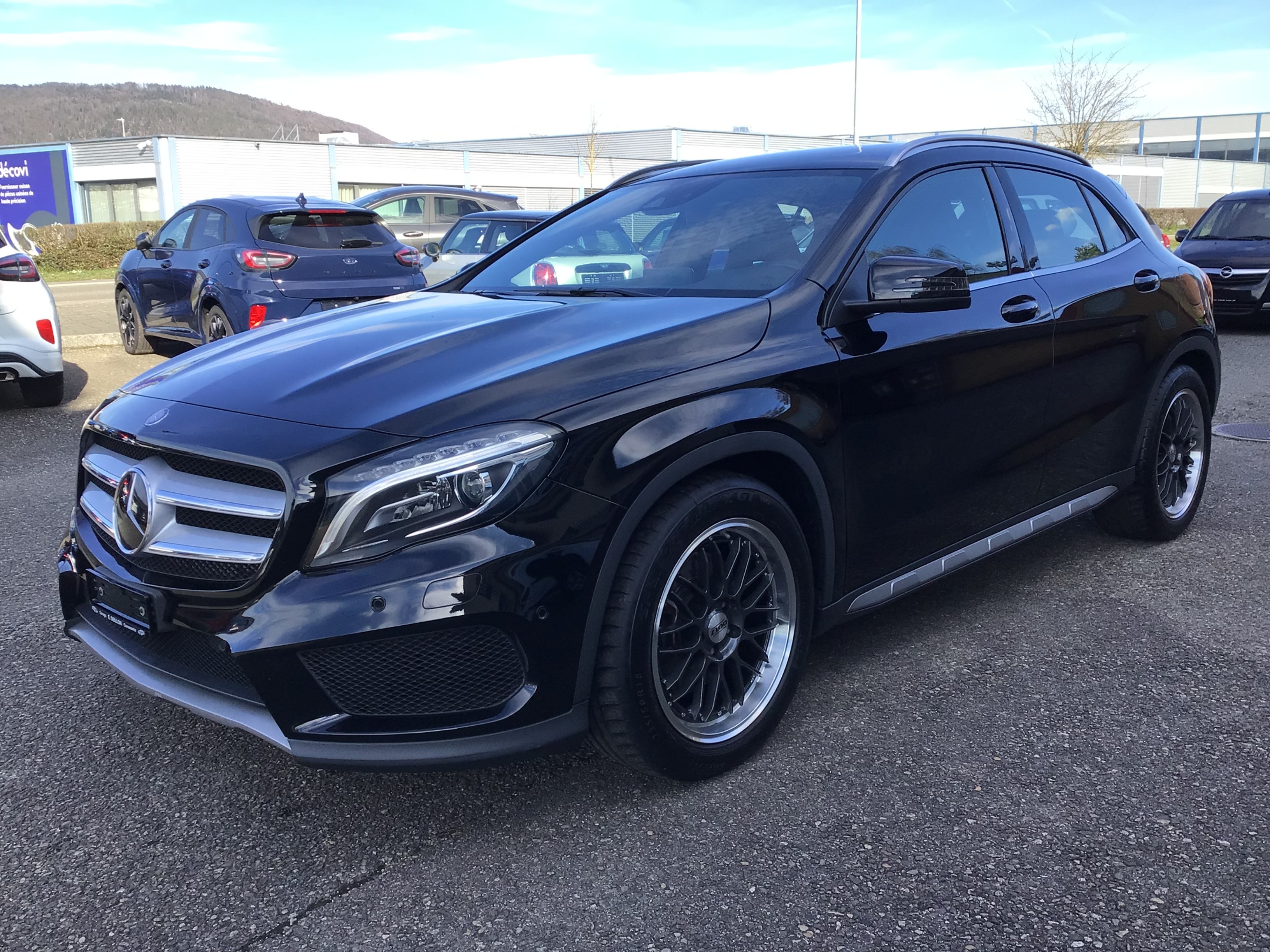 MERCEDES-BENZ GLA 250 AMG Line 4Matic 7G-DCT