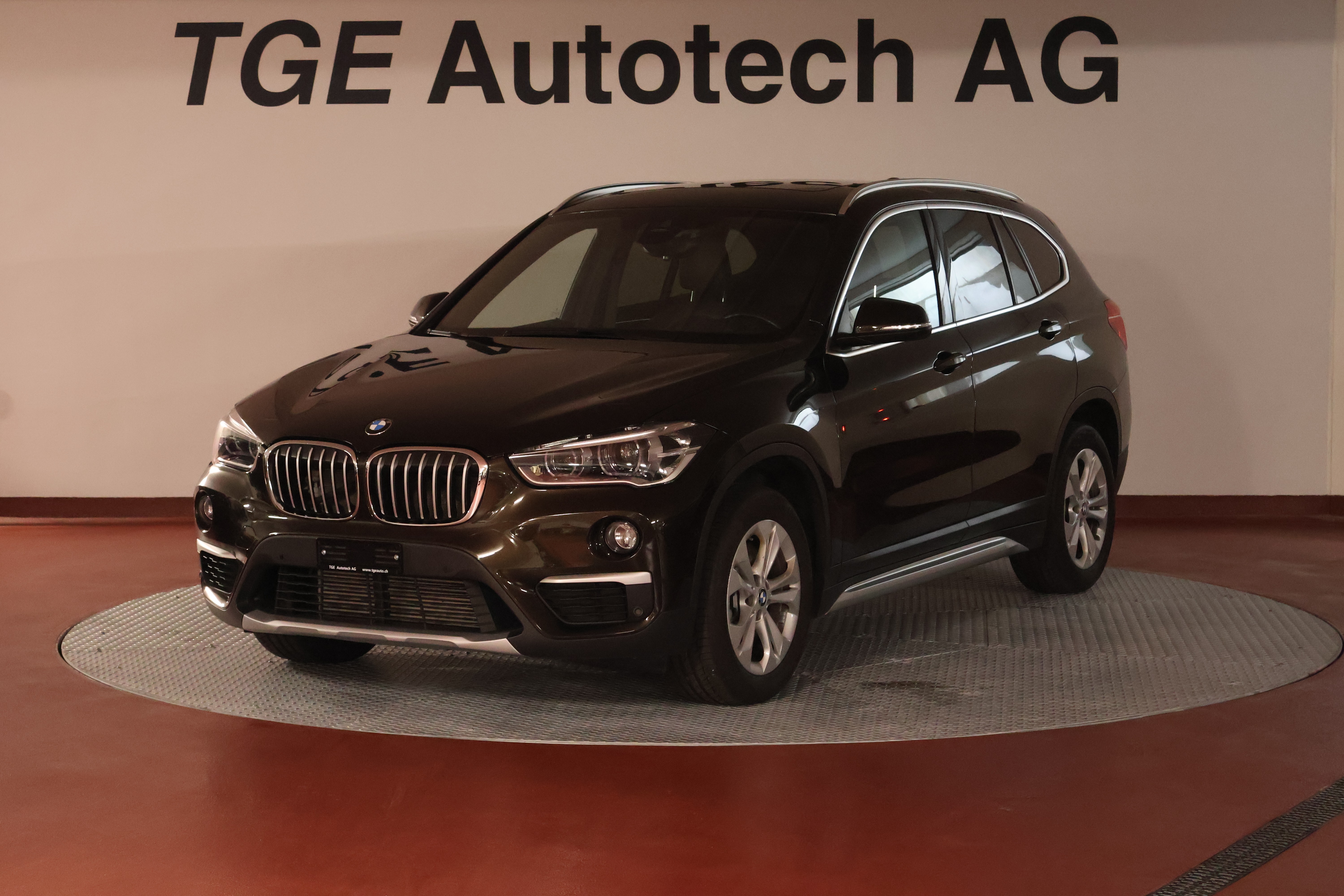 BMW X1 xDrive 25i xLine Steptronic