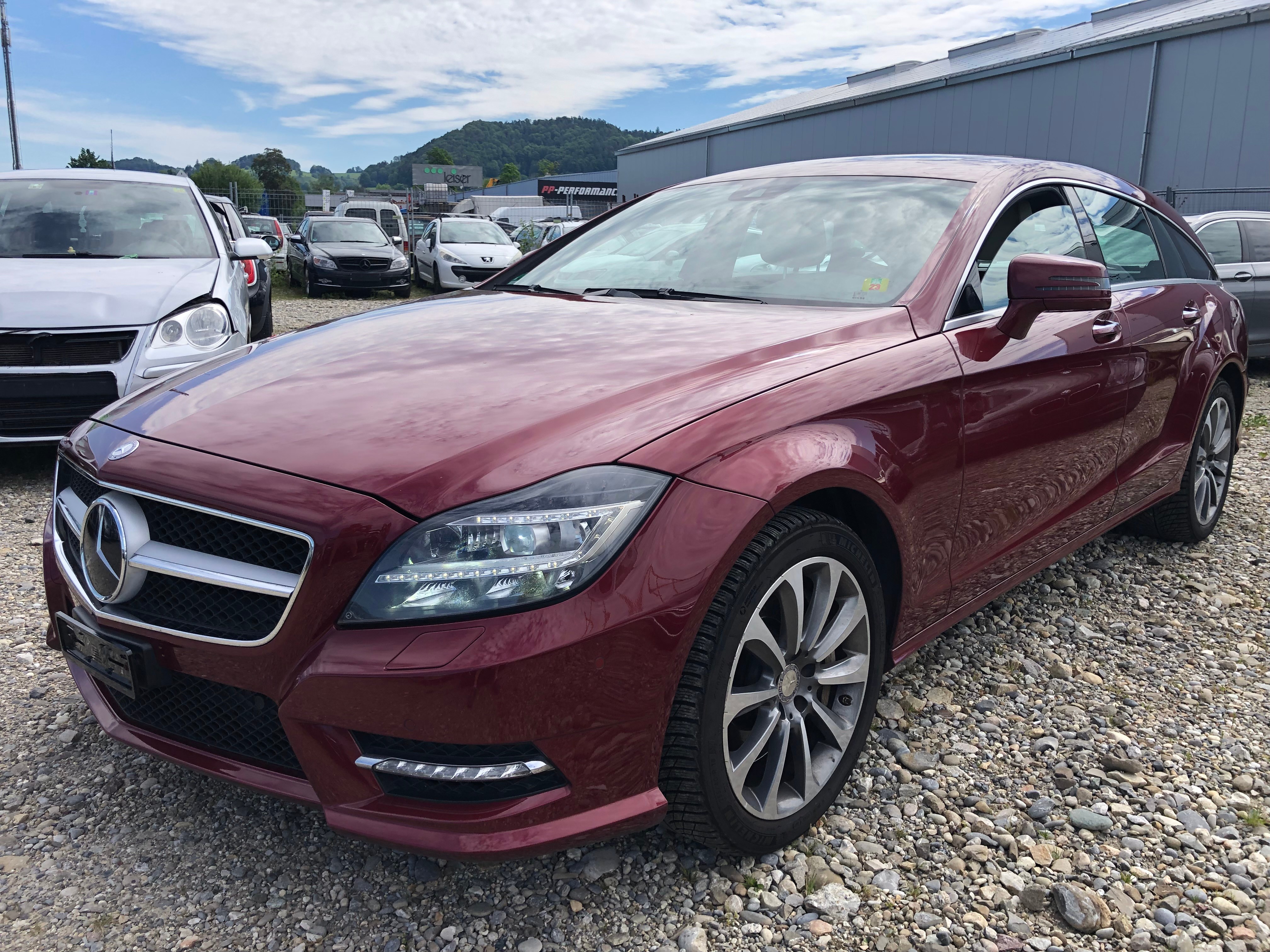 MERCEDES-BENZ CLS 500 4Matic 7G-Tronic