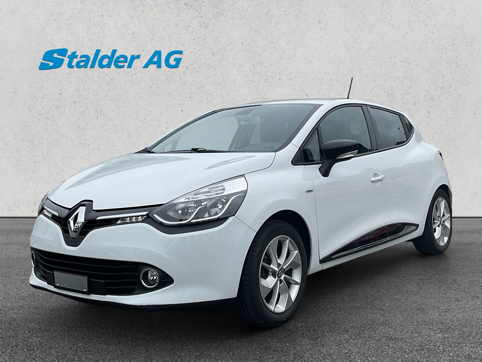 RENAULT Clio 0.9 TCe Limited S/S