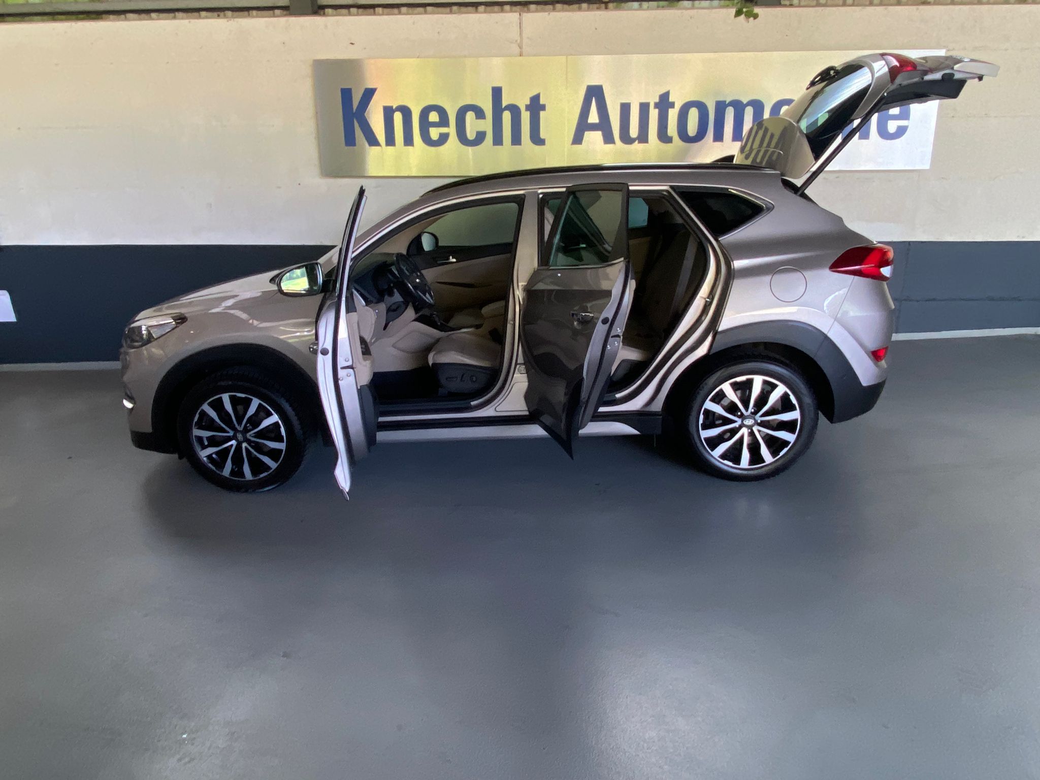 HYUNDAI Tucson 2.0 CRDI Vertex 4WD Automatic