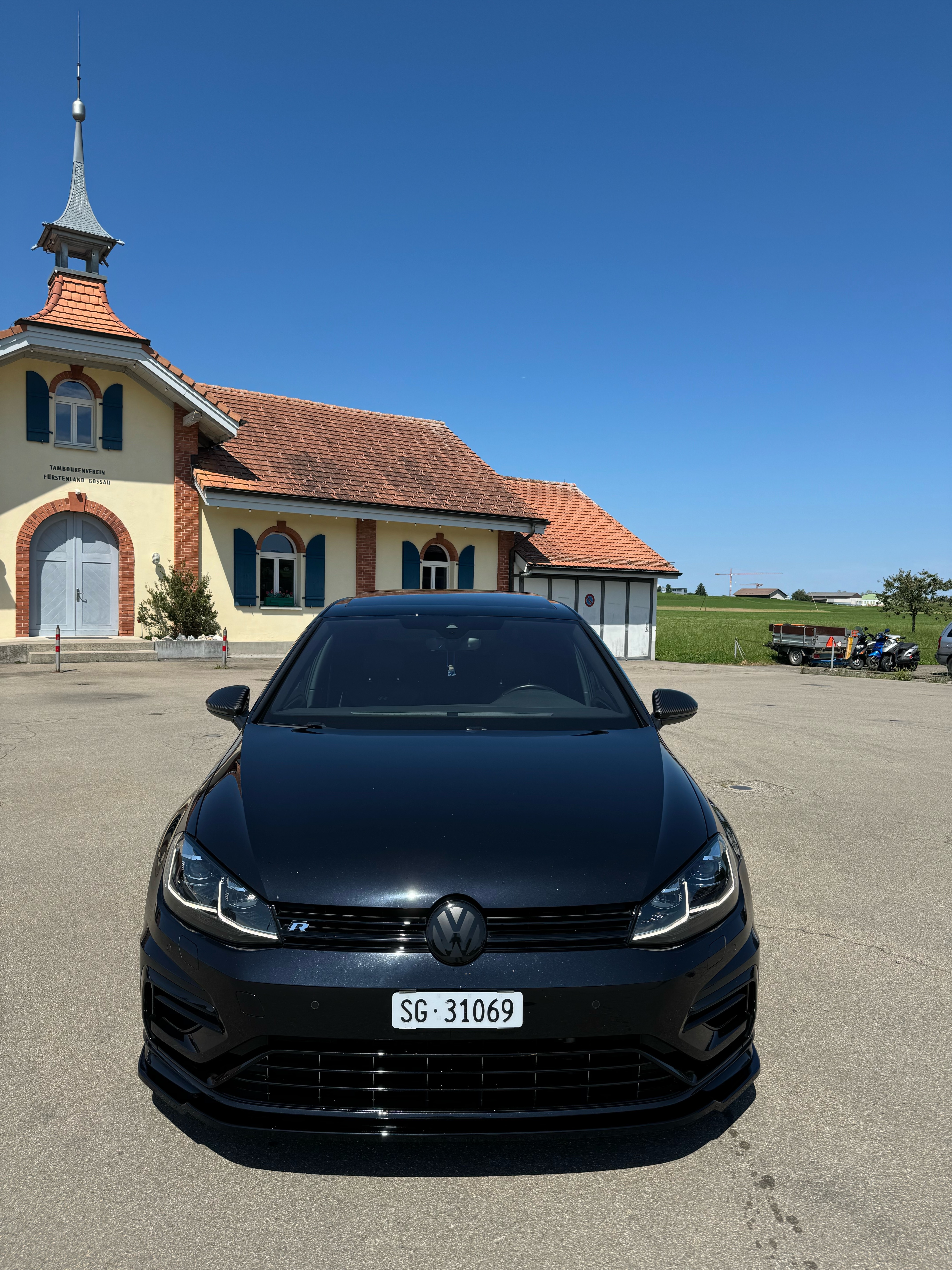 VW Golf 2.0 TSI R 4Motion DSG