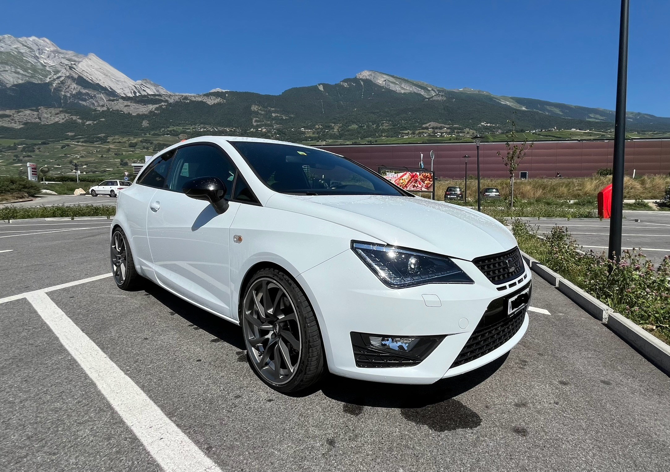 SEAT Ibiza SC 1.4 TSI Cupra R13 DSG