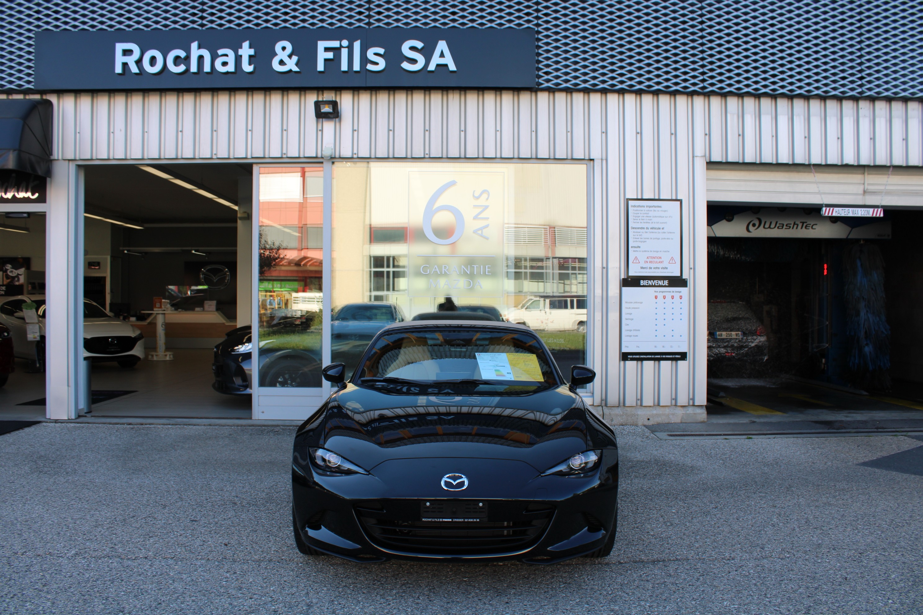 MAZDA MX-5 Skyactiv-G 184 Kazari