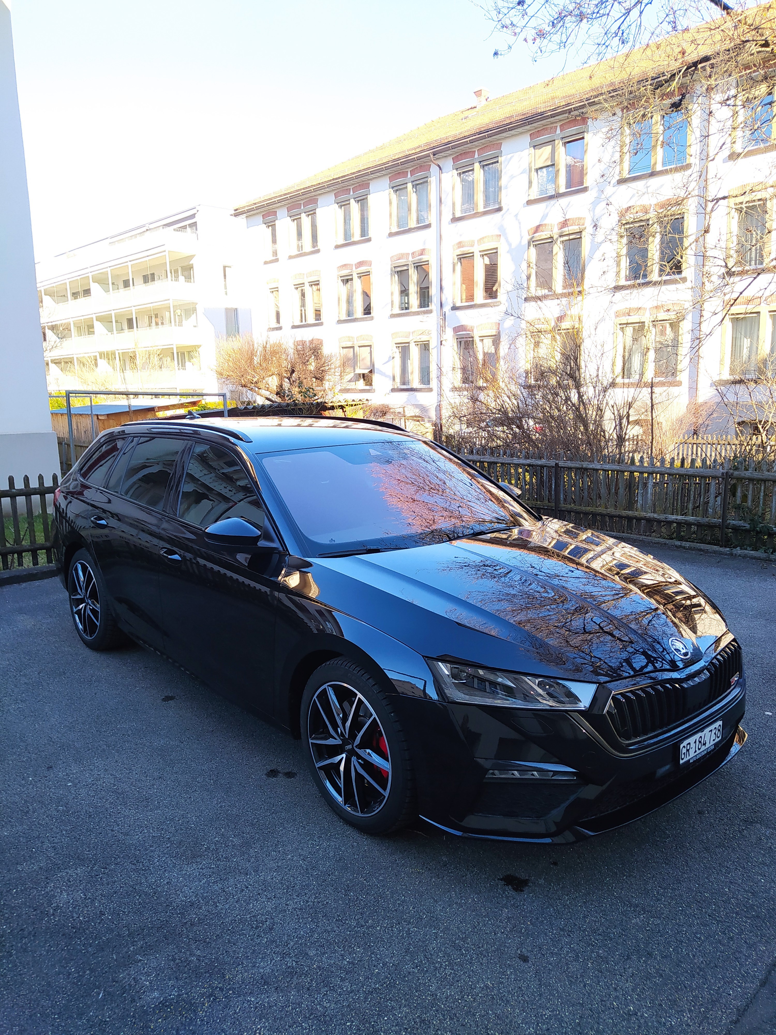 SKODA Octavia Combi 2.0 TSI DSG RS