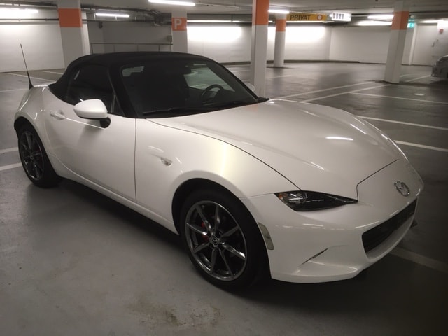 MAZDA MX-5 SKYACTIV-G 131 Revolution Cabriolet