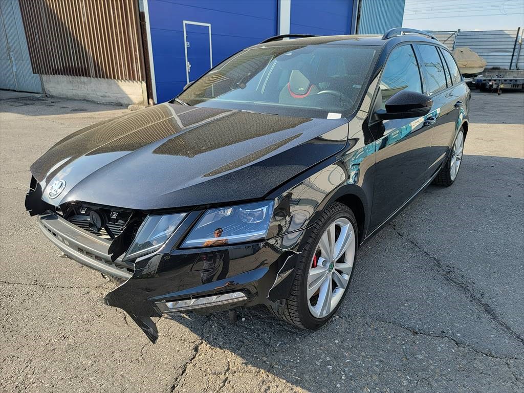 SKODA Octavia Combi 2.0 TSI RS 245 DSG