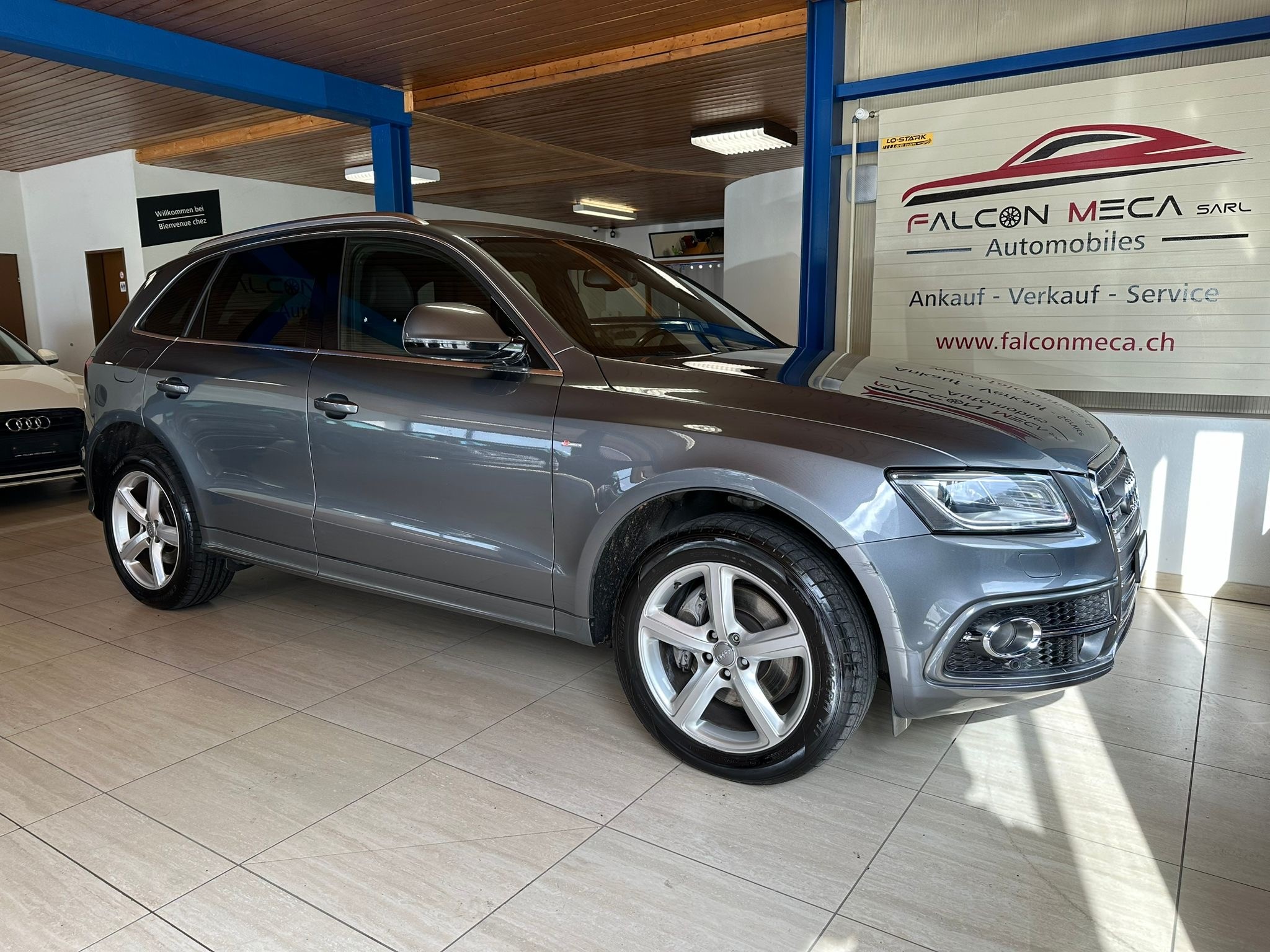 AUDI Q5 3.0 TDI clean quattro S-tronic