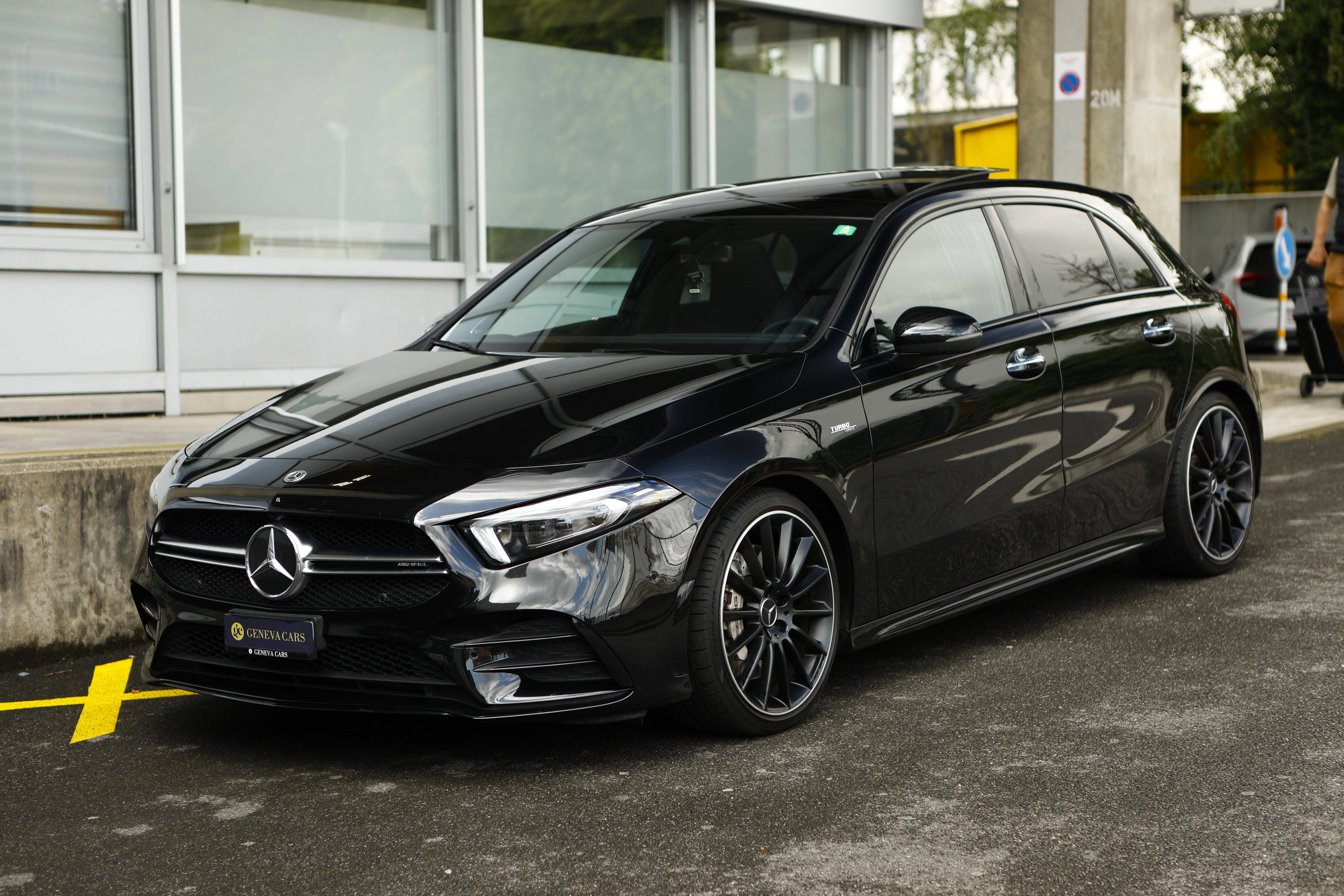 MERCEDES-BENZ A 35 AMG 4Matic Speedshift