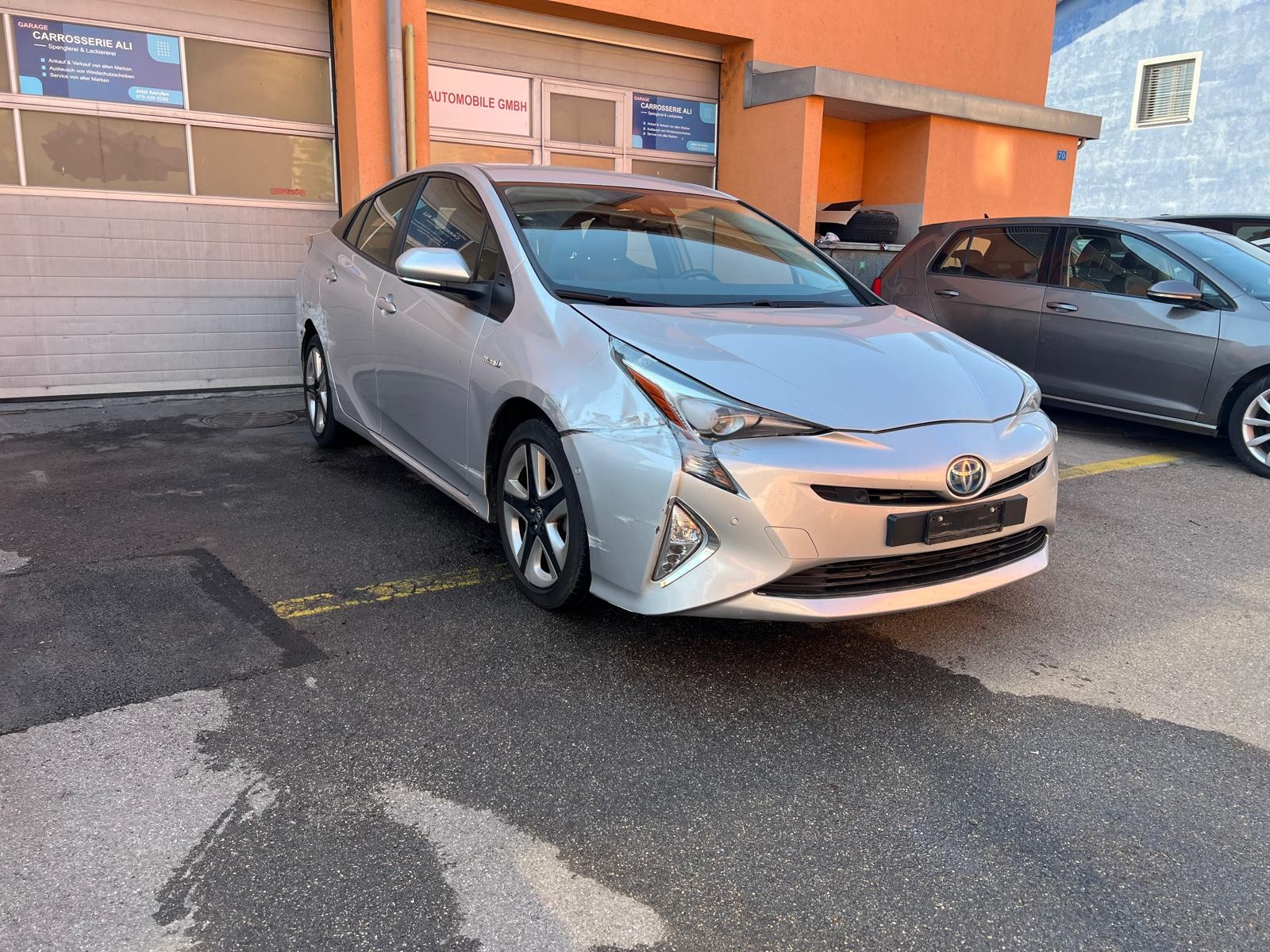 TOYOTA Prius 1.8 VVT-i HSD Sol Premium