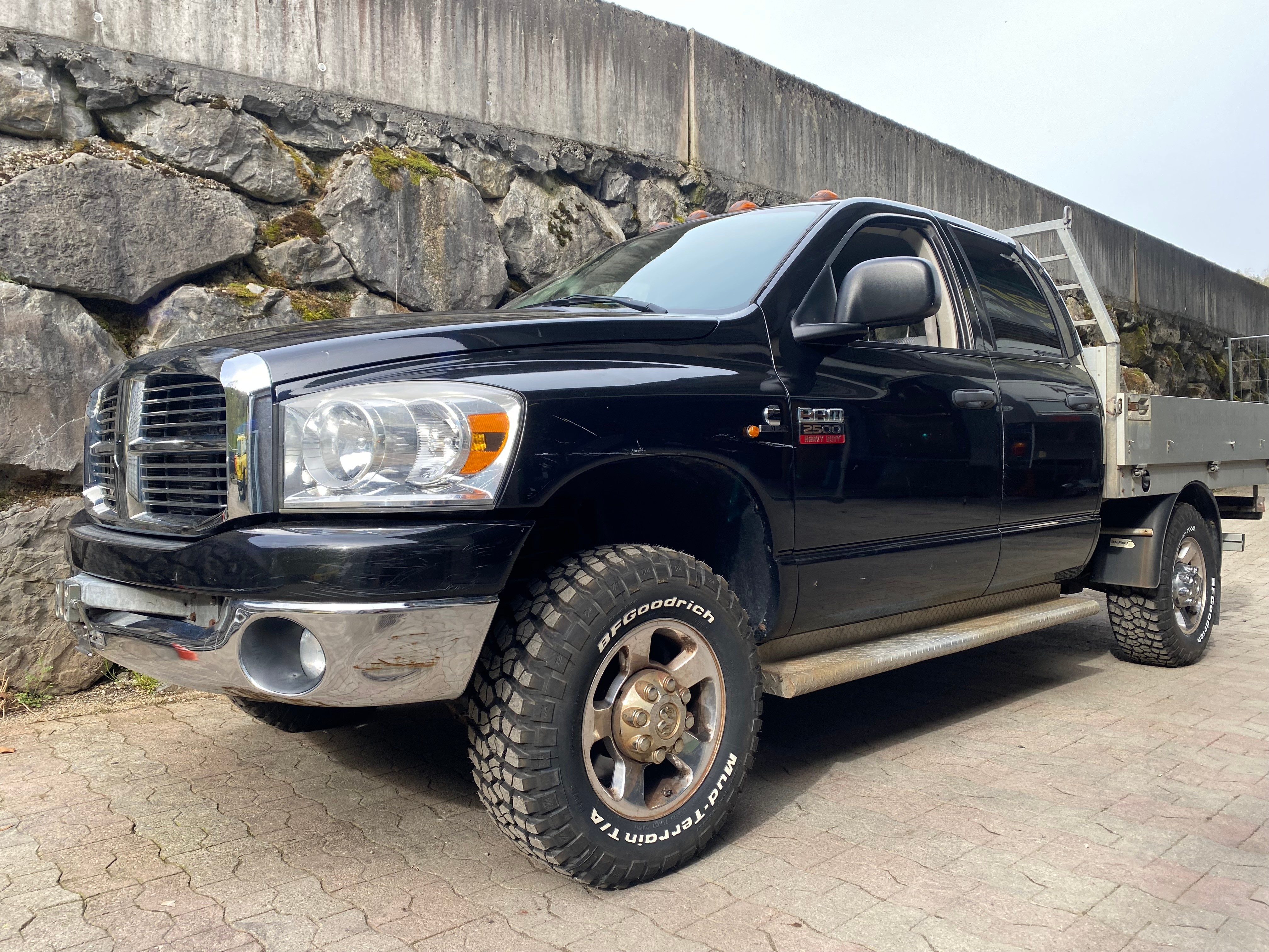 DODGE Ram 2500 4x4 10t AHK