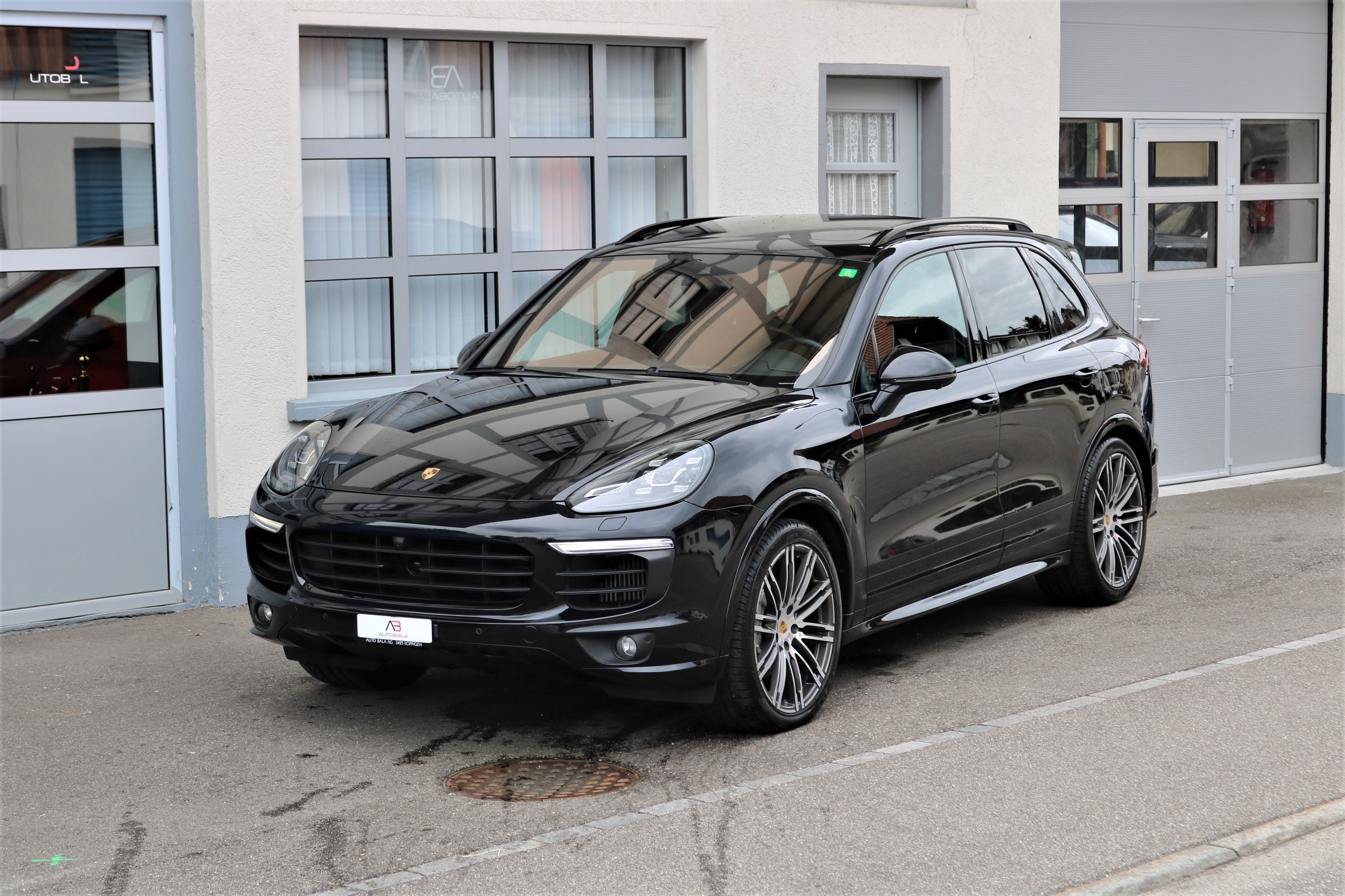 PORSCHE Cayenne S Diesel Platinum Edition