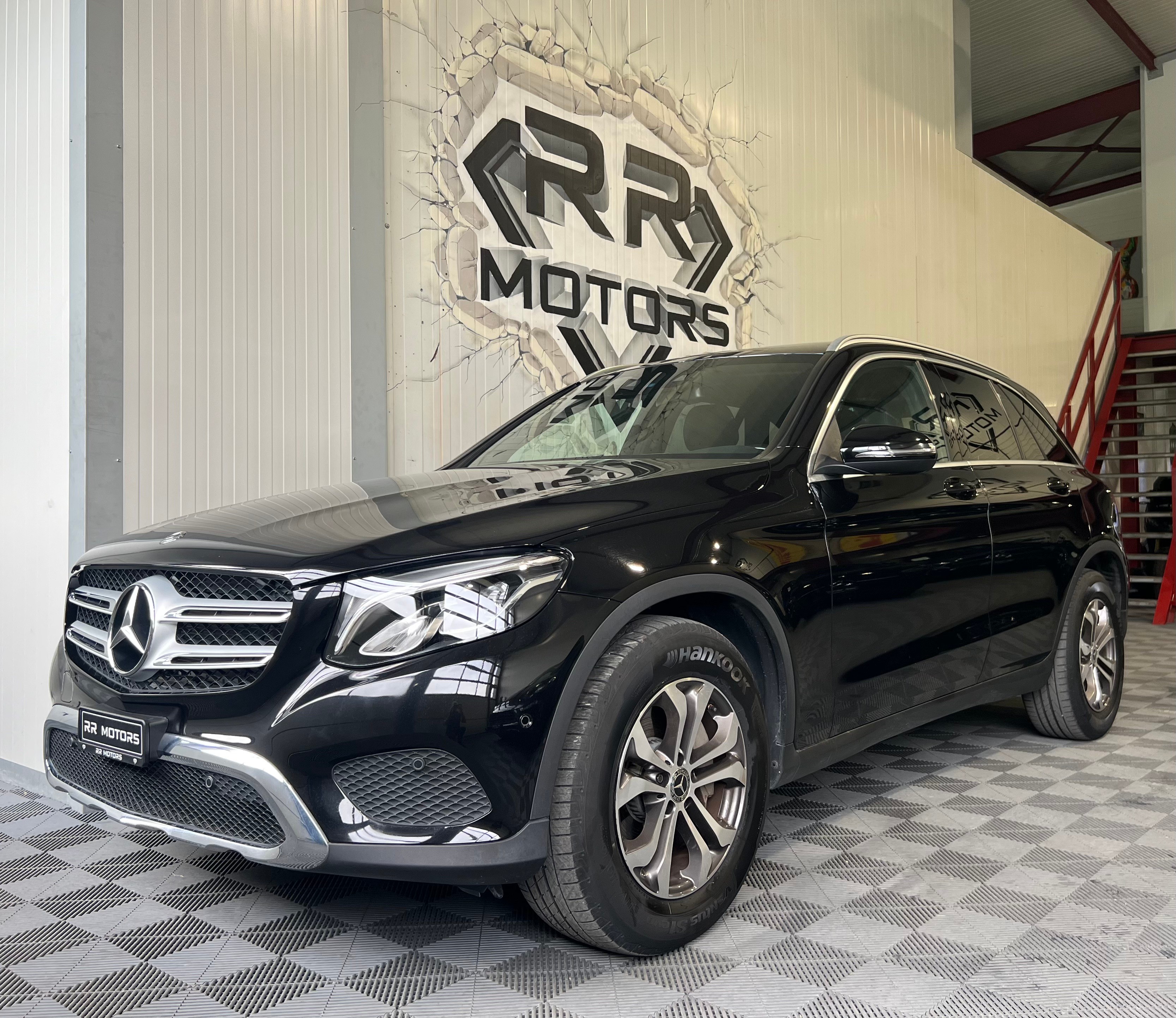 MERCEDES-BENZ GLC 300 4Matic 9G-Tronic