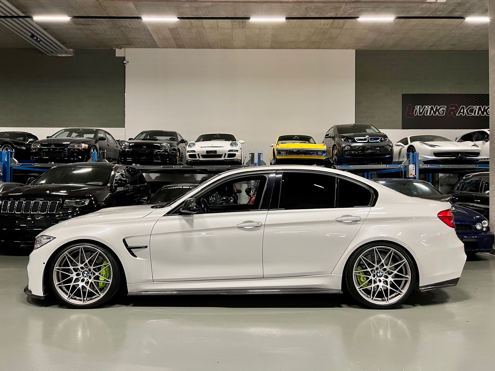 BMW M3 Competition Drivelogic