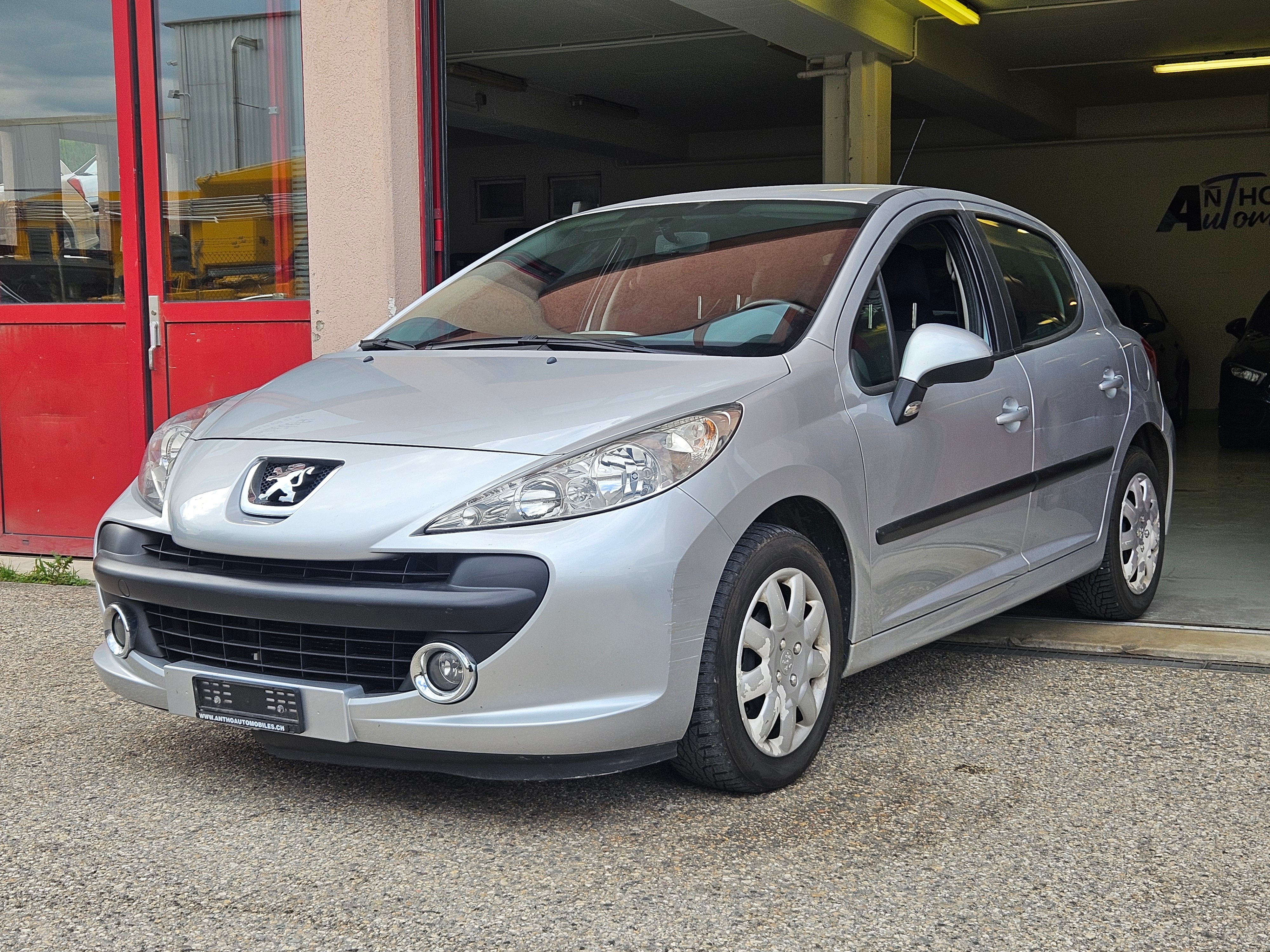 PEUGEOT 207 1.6 HDI XS