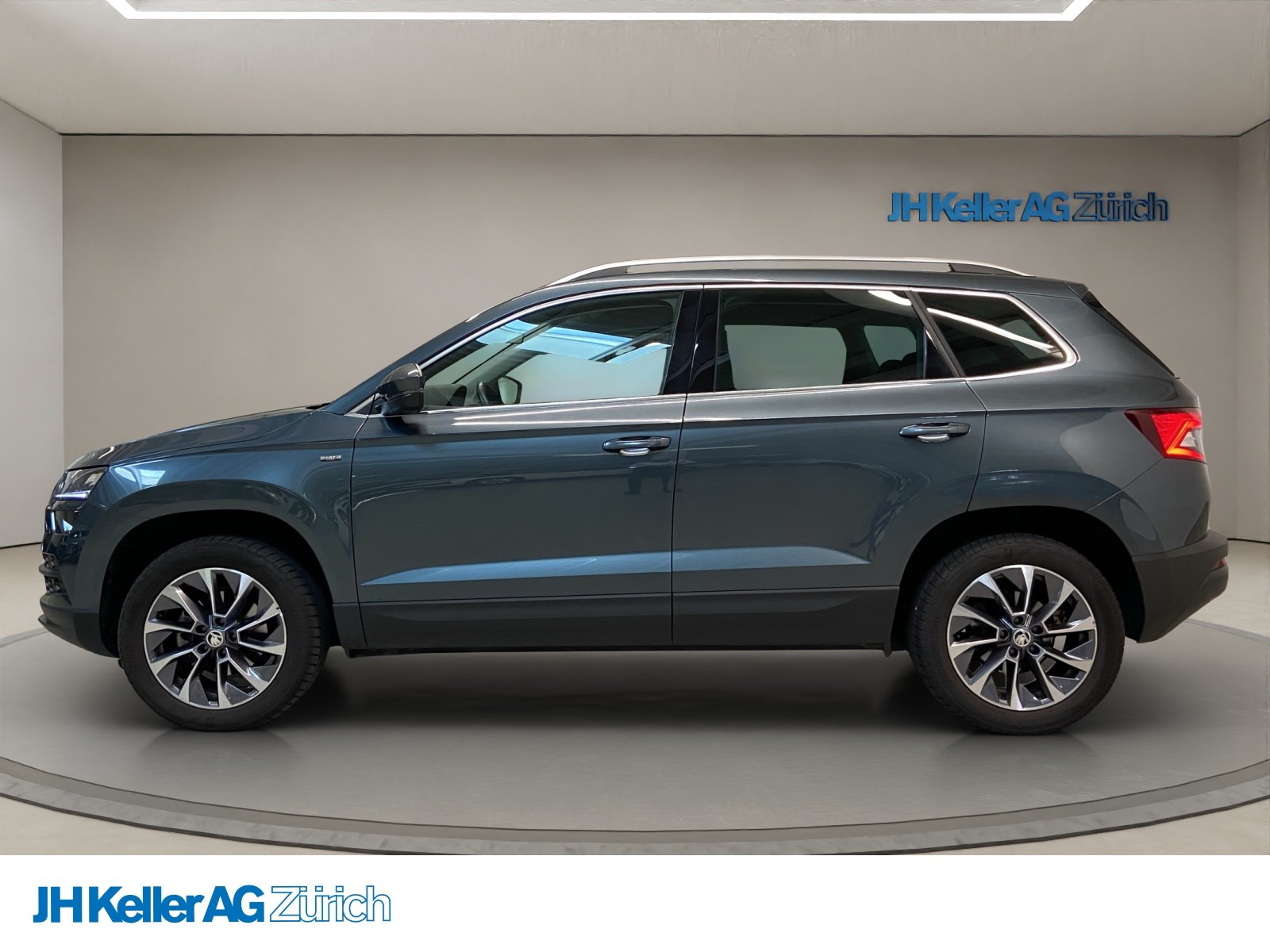 SKODA Karoq 1.0 TSI Drive