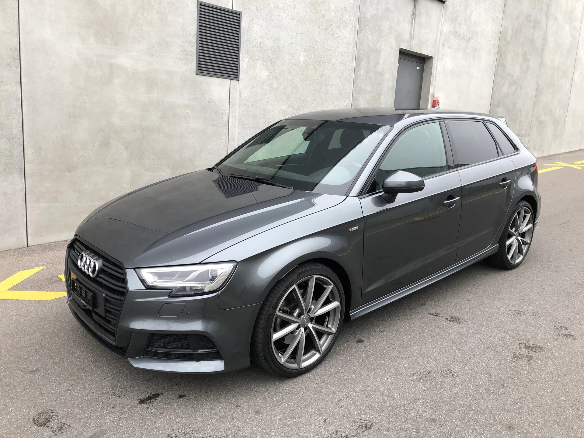 AUDI A3 Sportback 2.0 TFSI Sport quattro(59)(M)