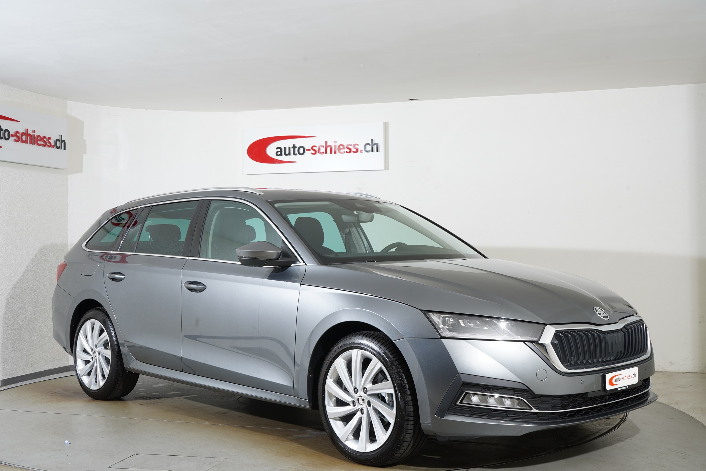 SKODA OCTAVIA Combi 1.5 TSI mHEV DSG Style