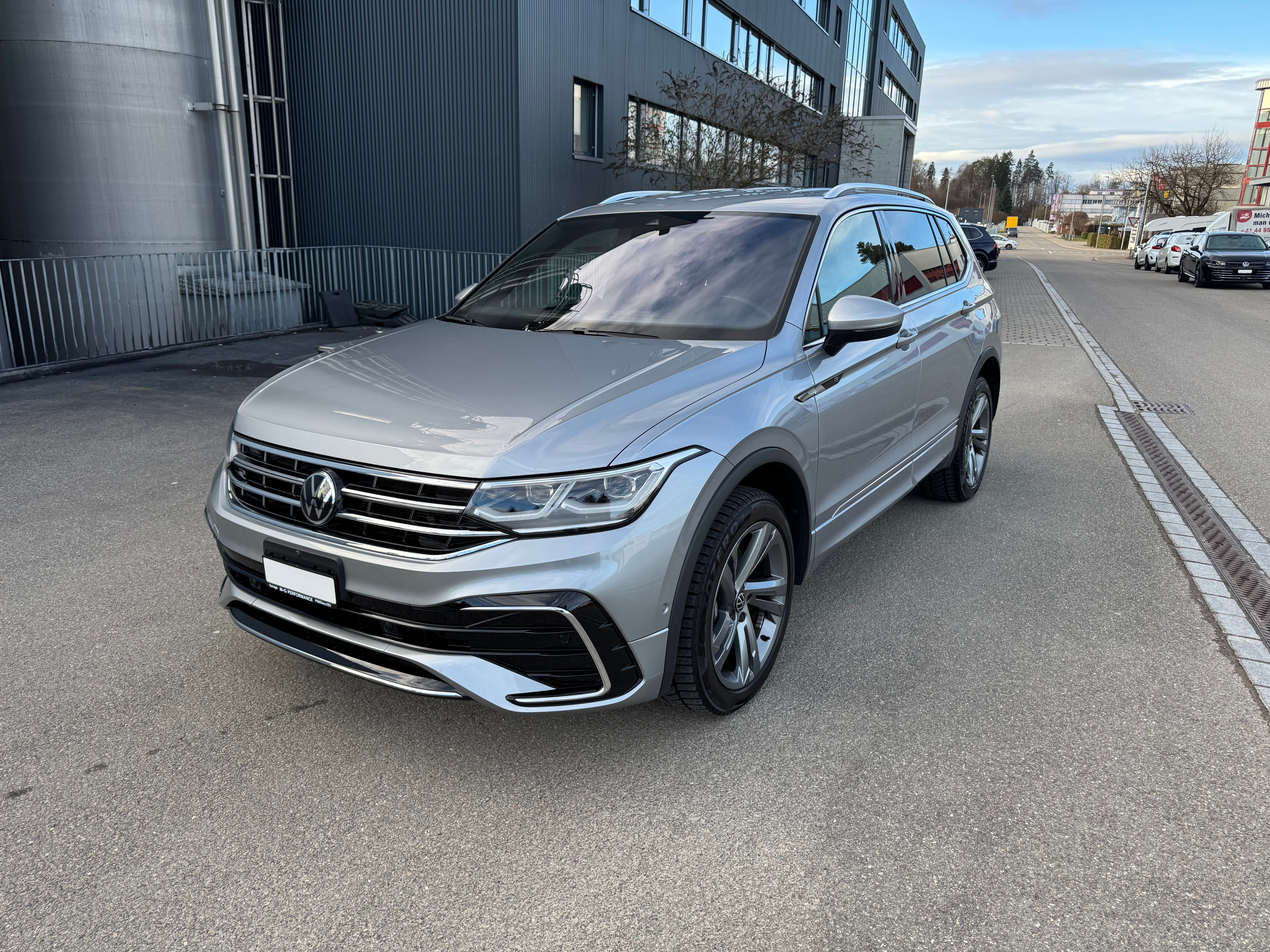 VW Tiguan Allspace 2.0TSI R-Line 4Motion DSG