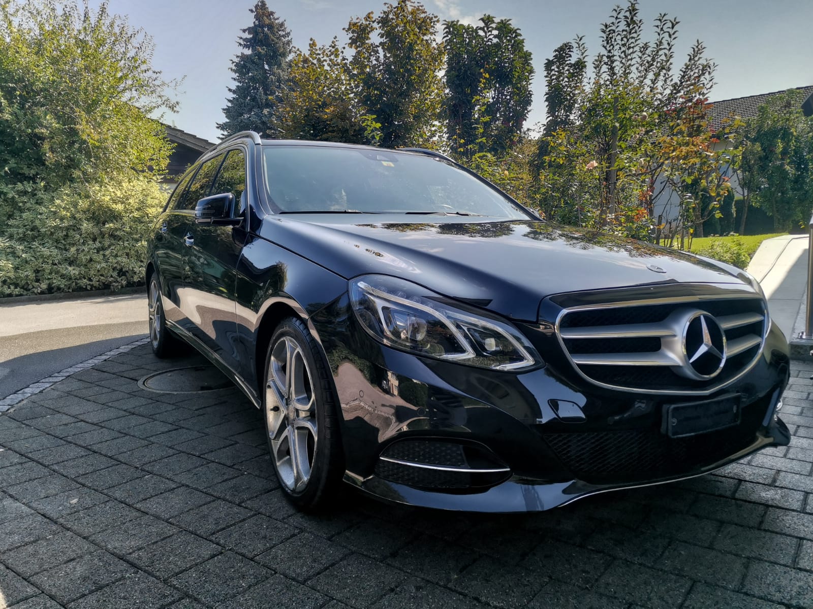 MERCEDES-BENZ E 250 BlueTEC Avantgarde 4x4