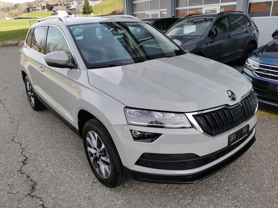 SKODA Karoq 2.0 TDI Drive 4x4 DSG