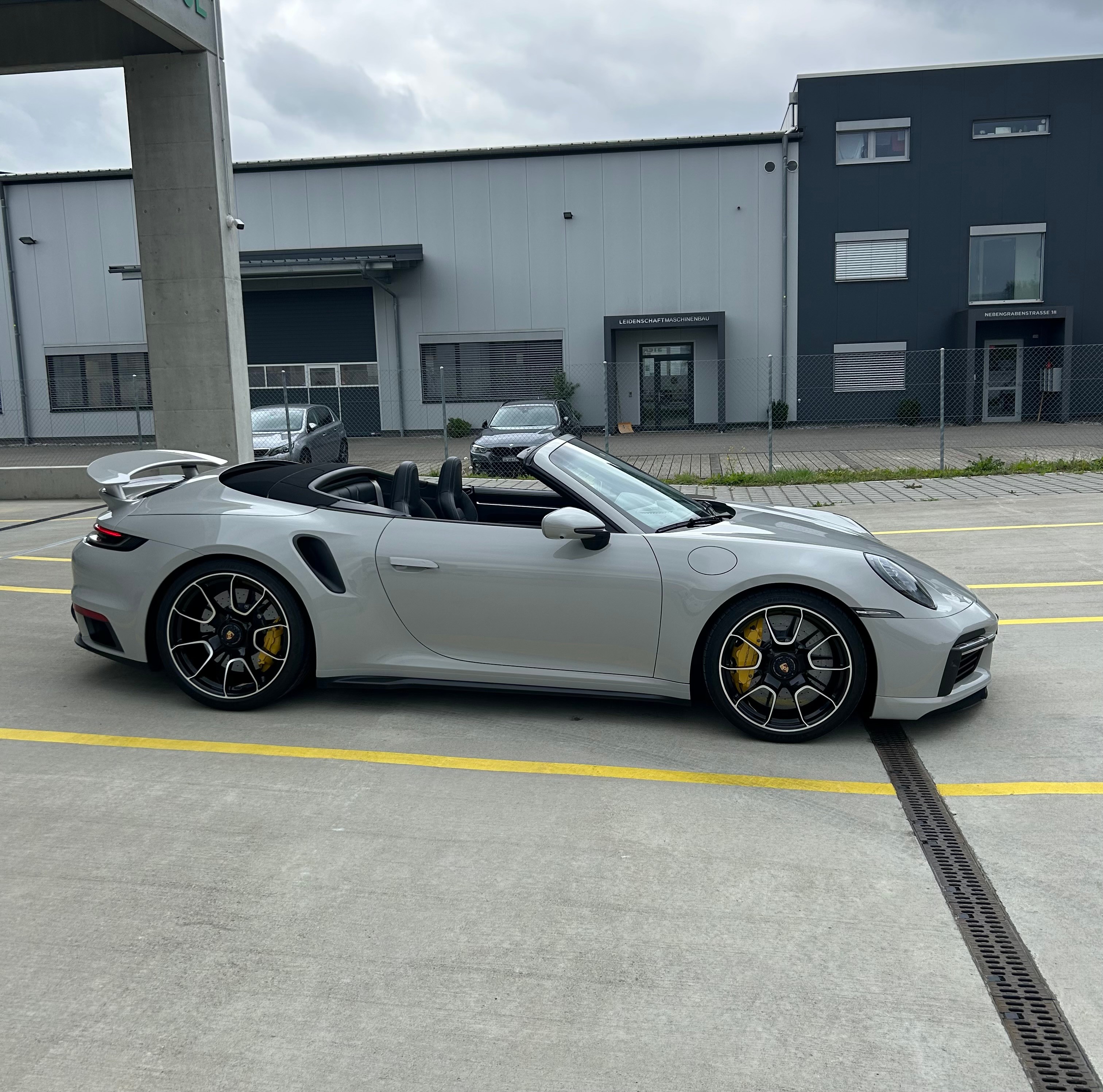 PORSCHE 911 Turbo S Cabriolet PDK