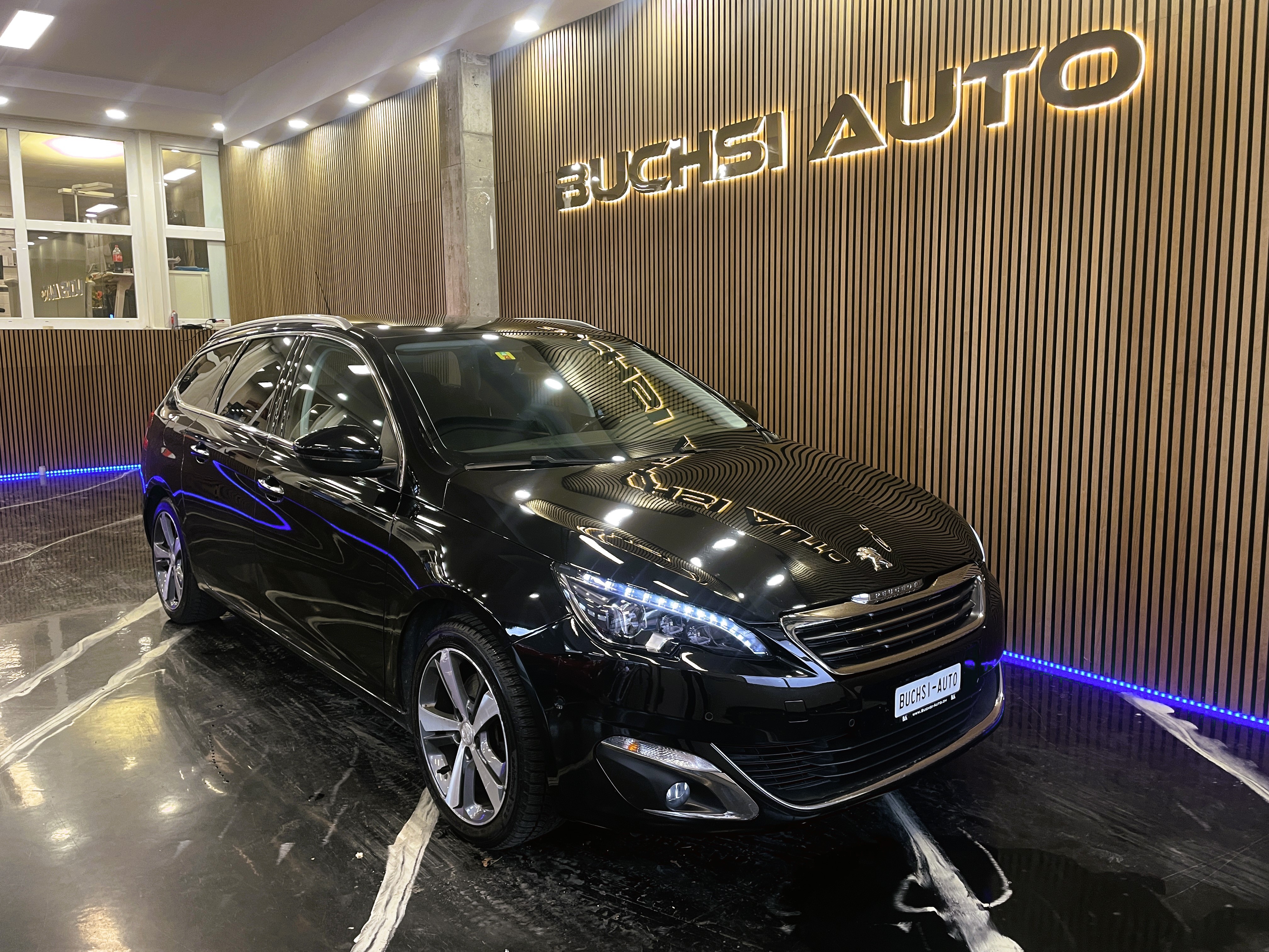 PEUGEOT 308 SW 2.0 BlueHDI Féline