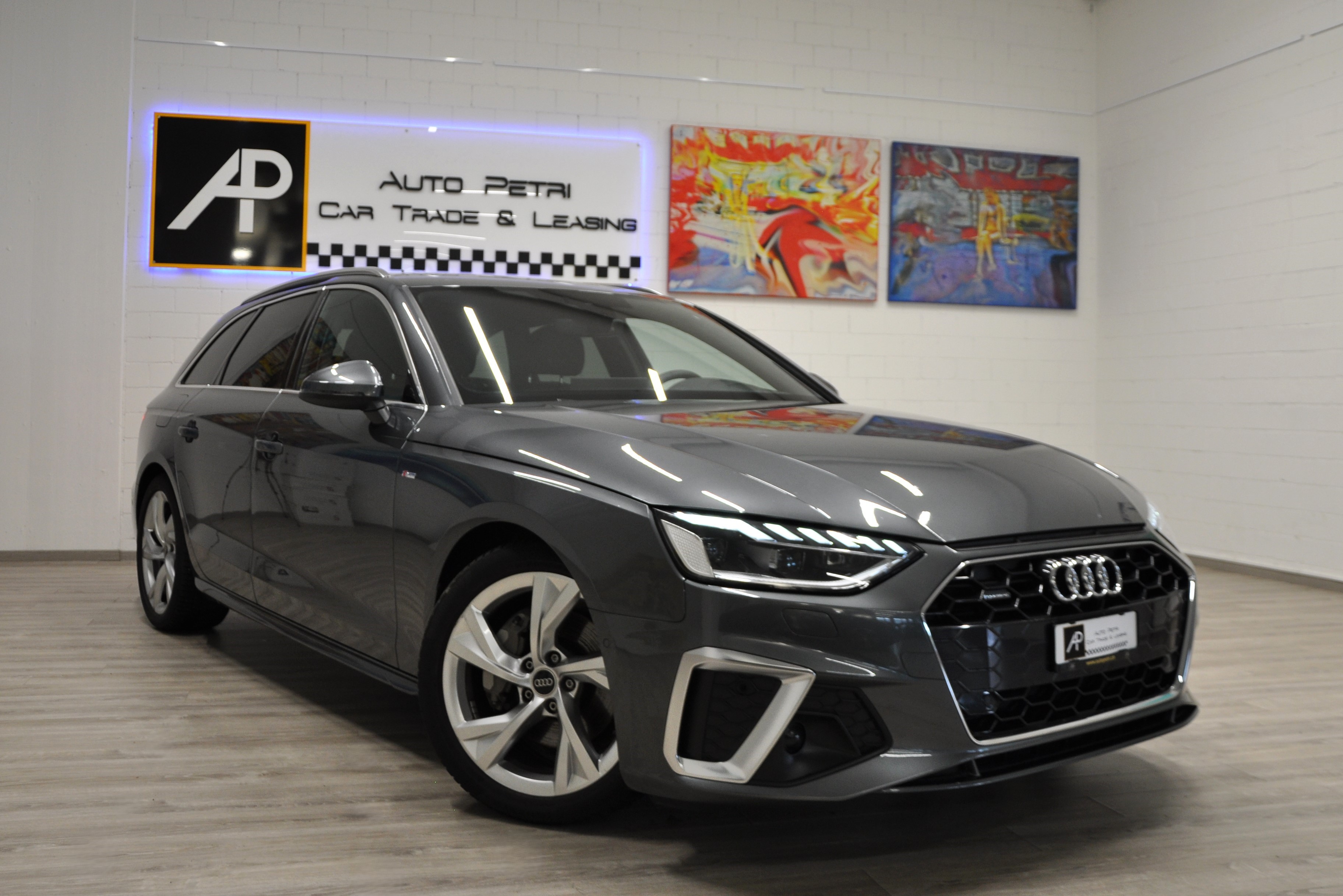 AUDI A4 Avant 40 TDI S line quattro S-tronic