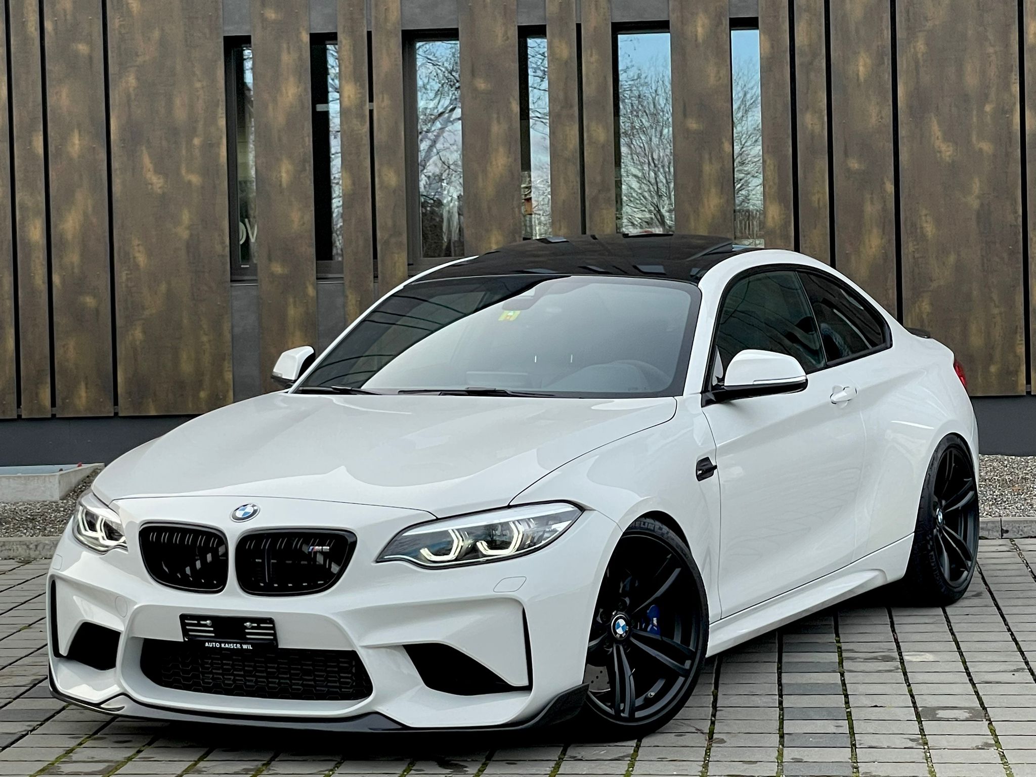 BMW M2 Swiss Performance Edition Drivelogic