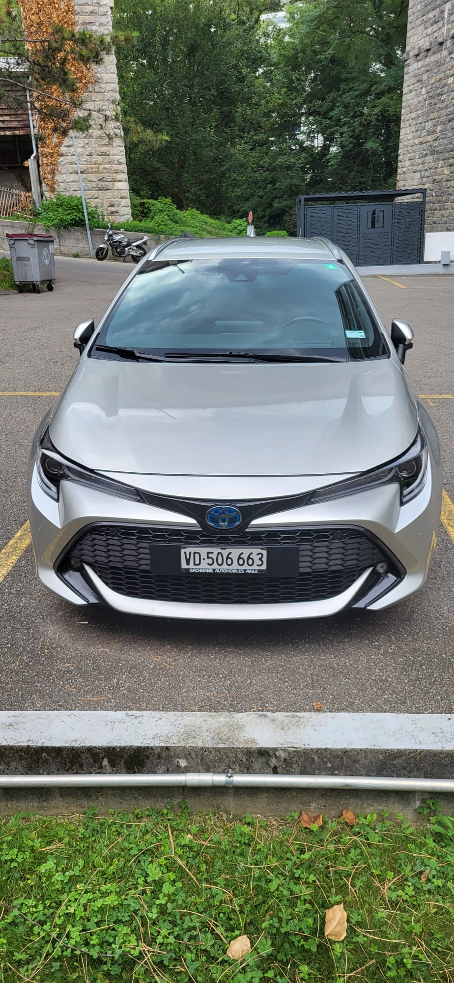 TOYOTA Corolla Touring Sports 1.8 HSD Trend e-CVT