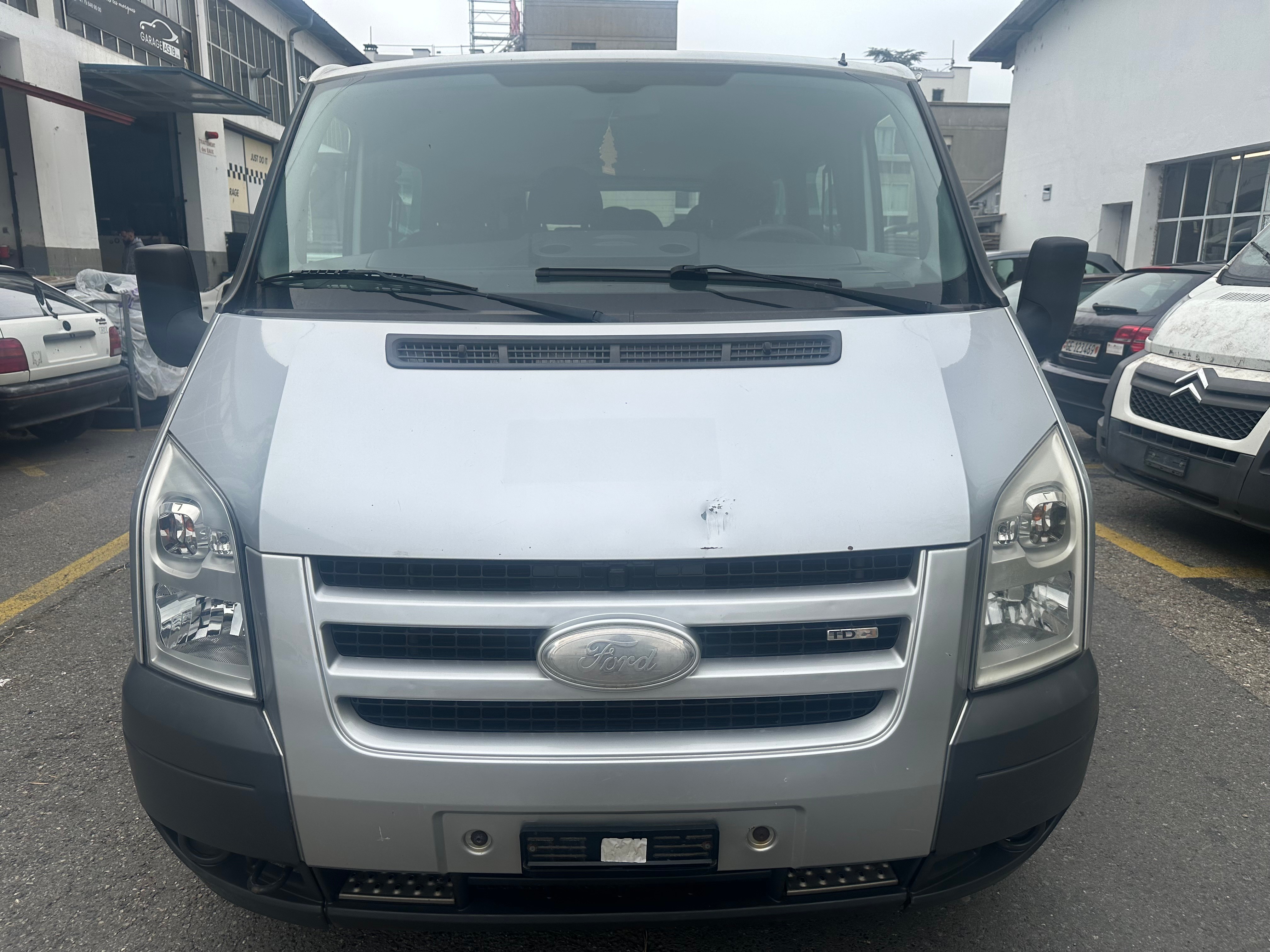 FORD Transit 2.2 TDCi Tourneo 9Pl.