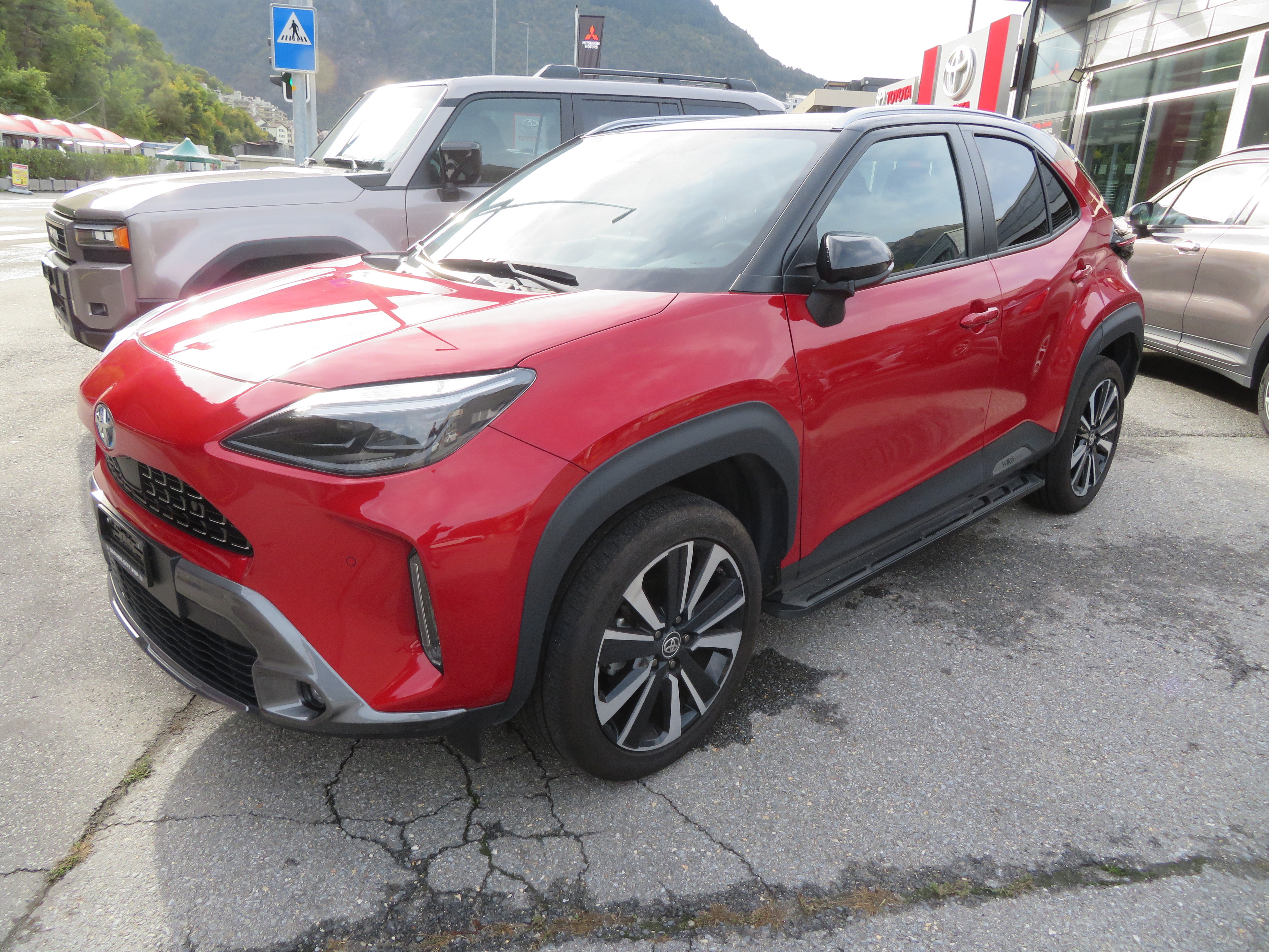 TOYOTA Yaris Cross 1.5 Premiere Edition e-CVT AWDi