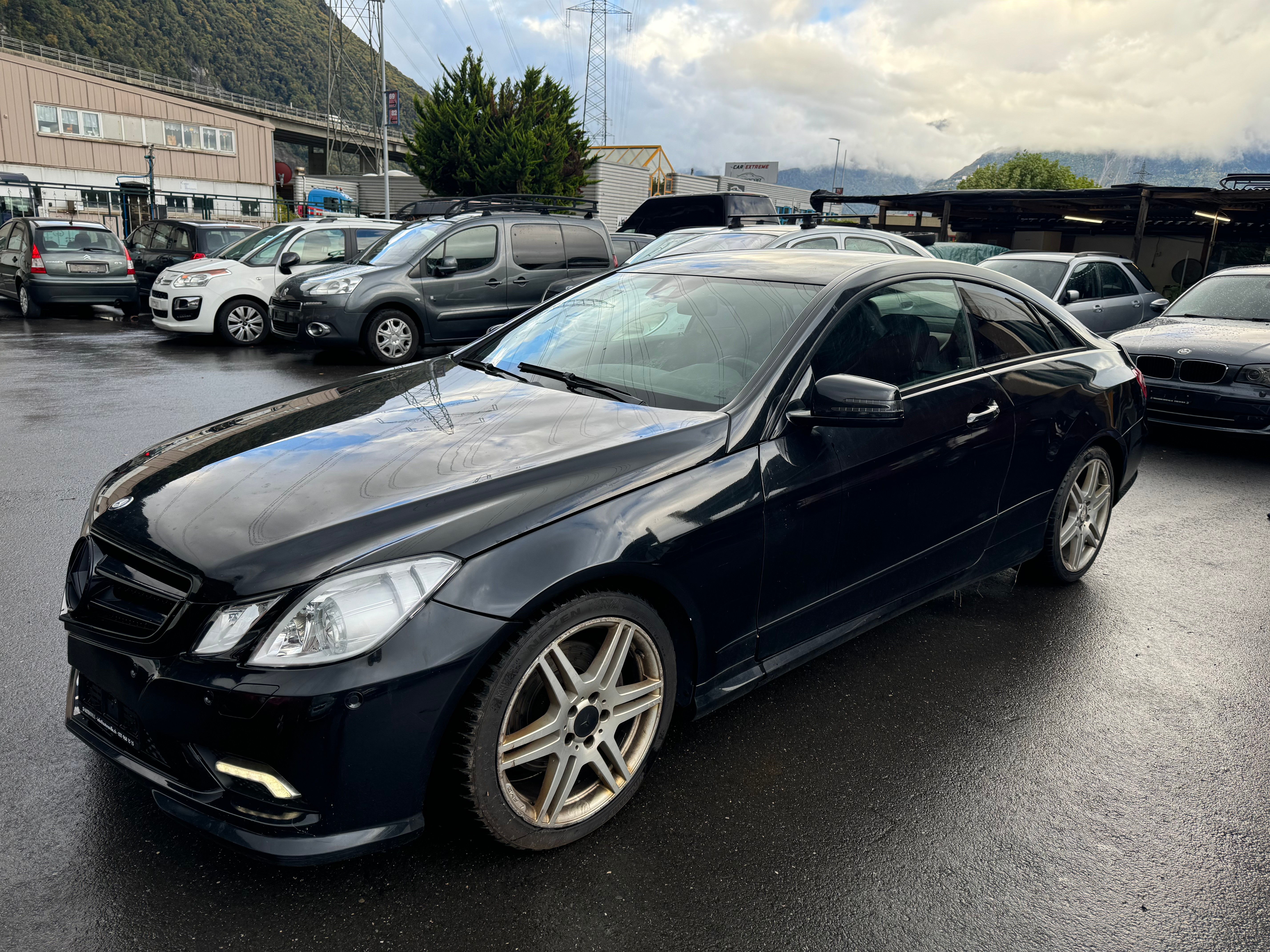 MERCEDES-BENZ E 220 CDI BlueEfficiency Automatic