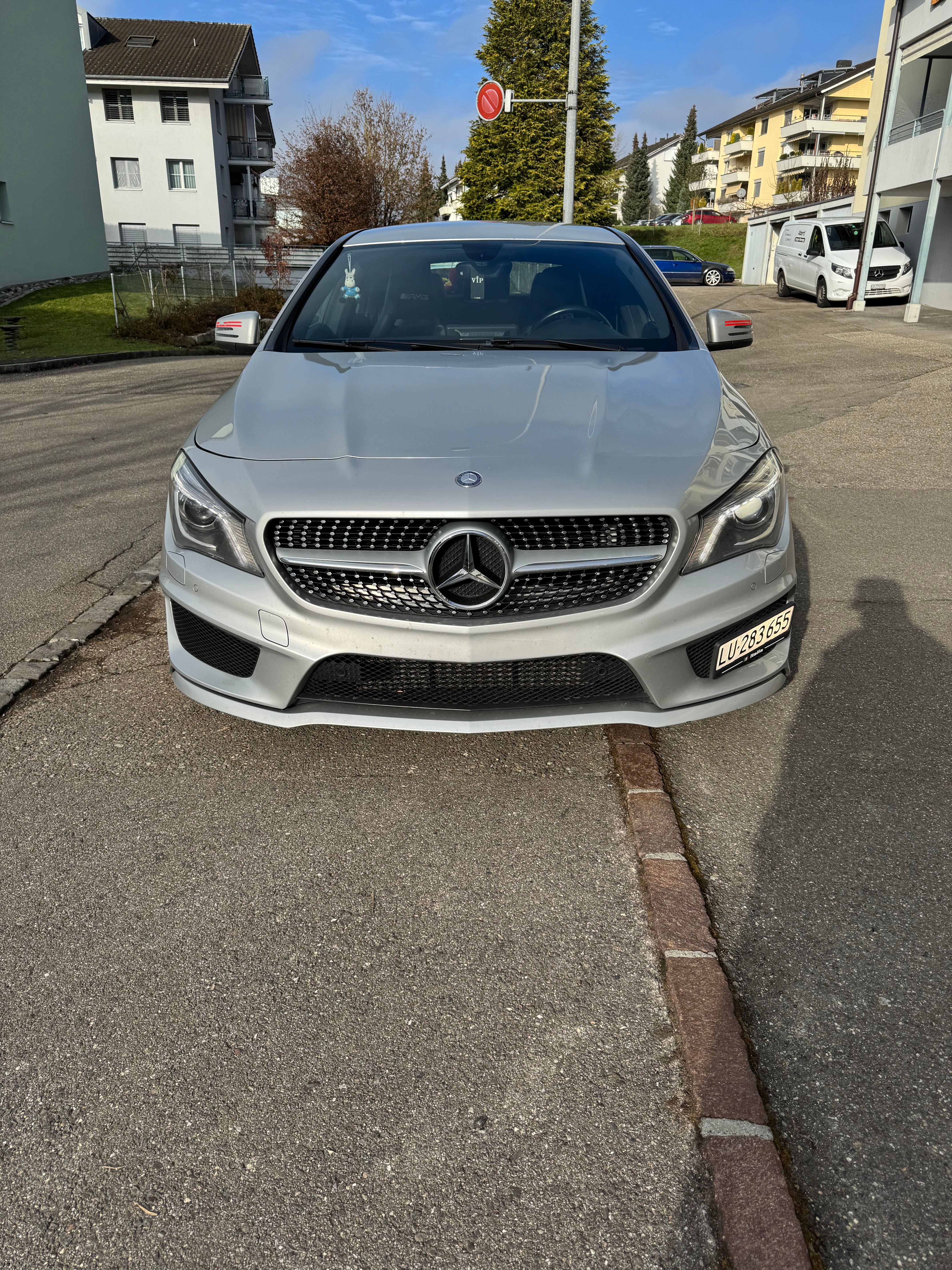 MERCEDES-BENZ CLA 250 AMG Line 7G-DCT 4Matic