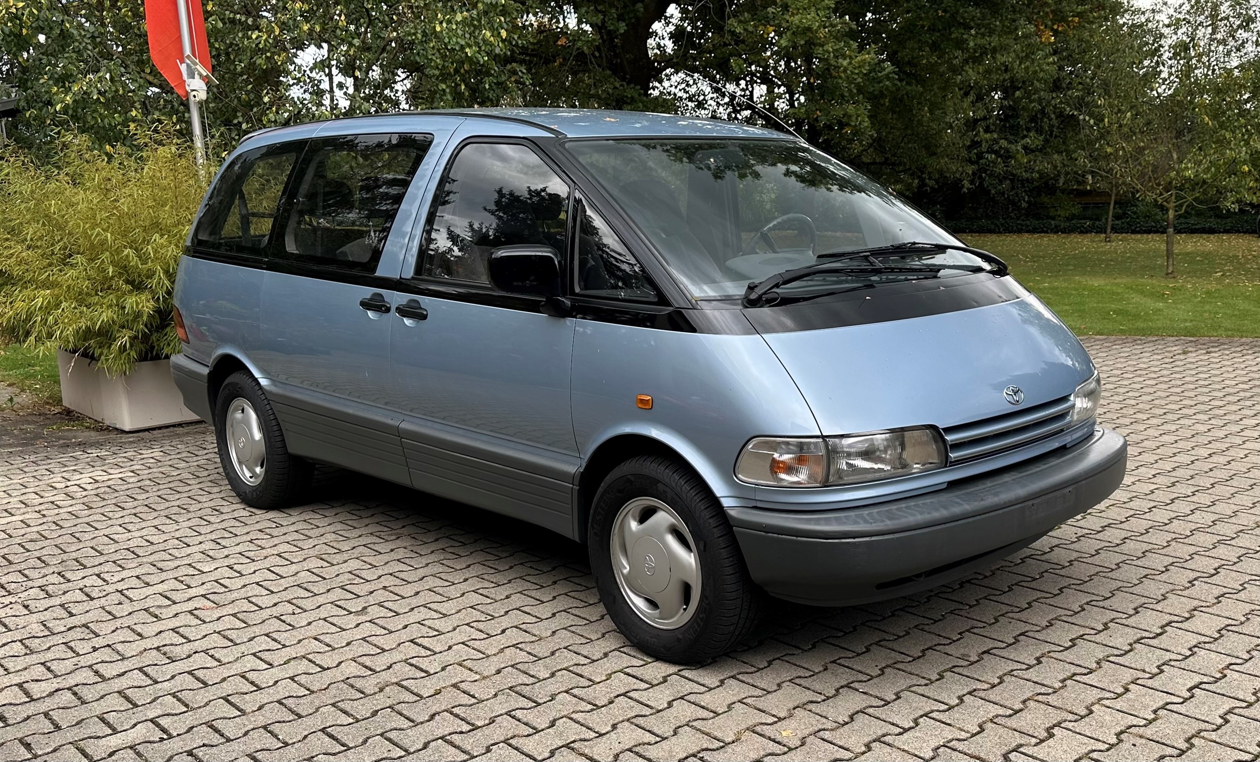 TOYOTA Previa GL 4x2