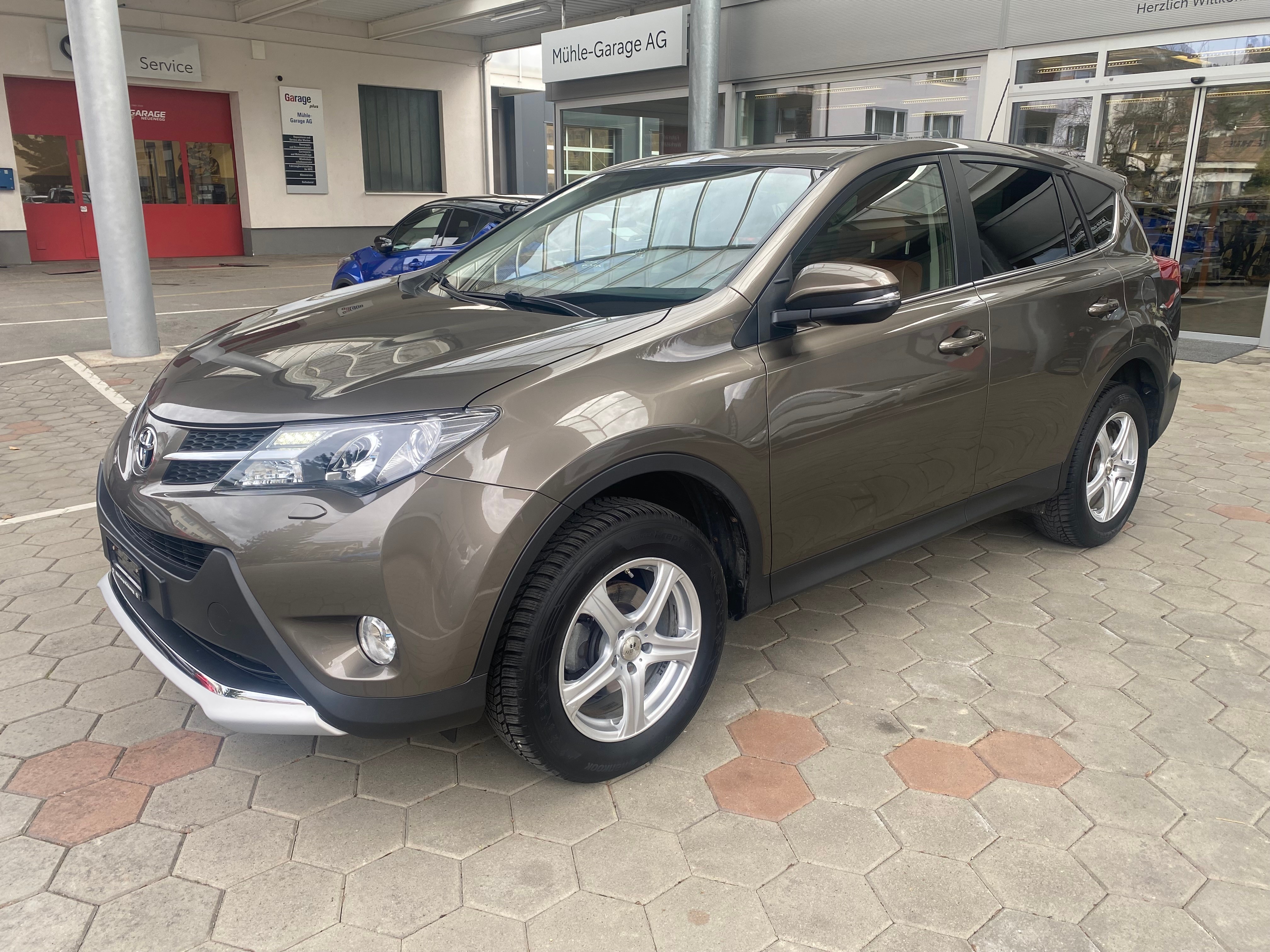 TOYOTA RAV-4 2.0 Swiss Trend Multidrive S