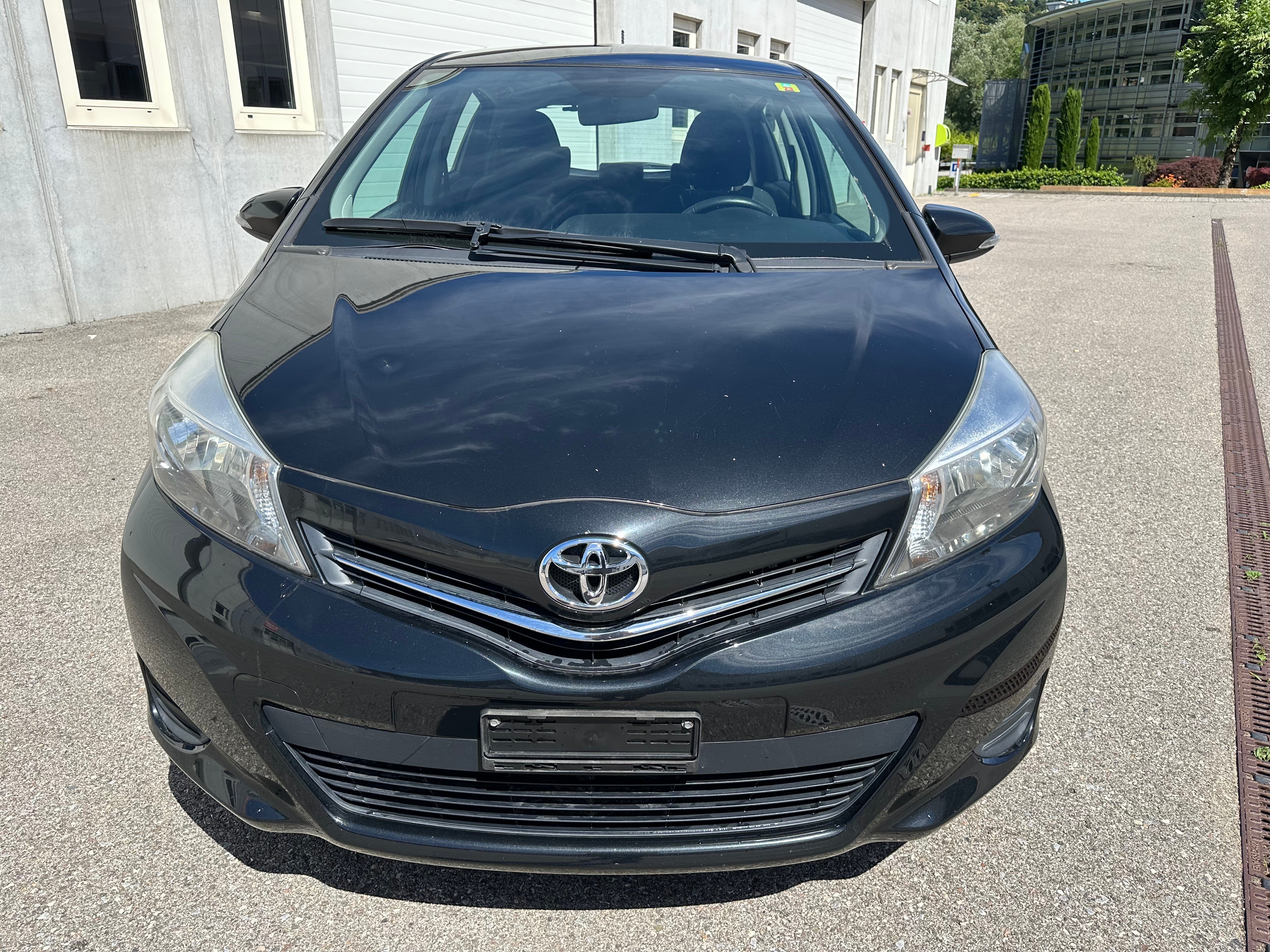 TOYOTA Yaris 1.33 Luna