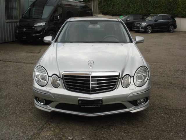 MERCEDES-BENZ E 500 Elégance