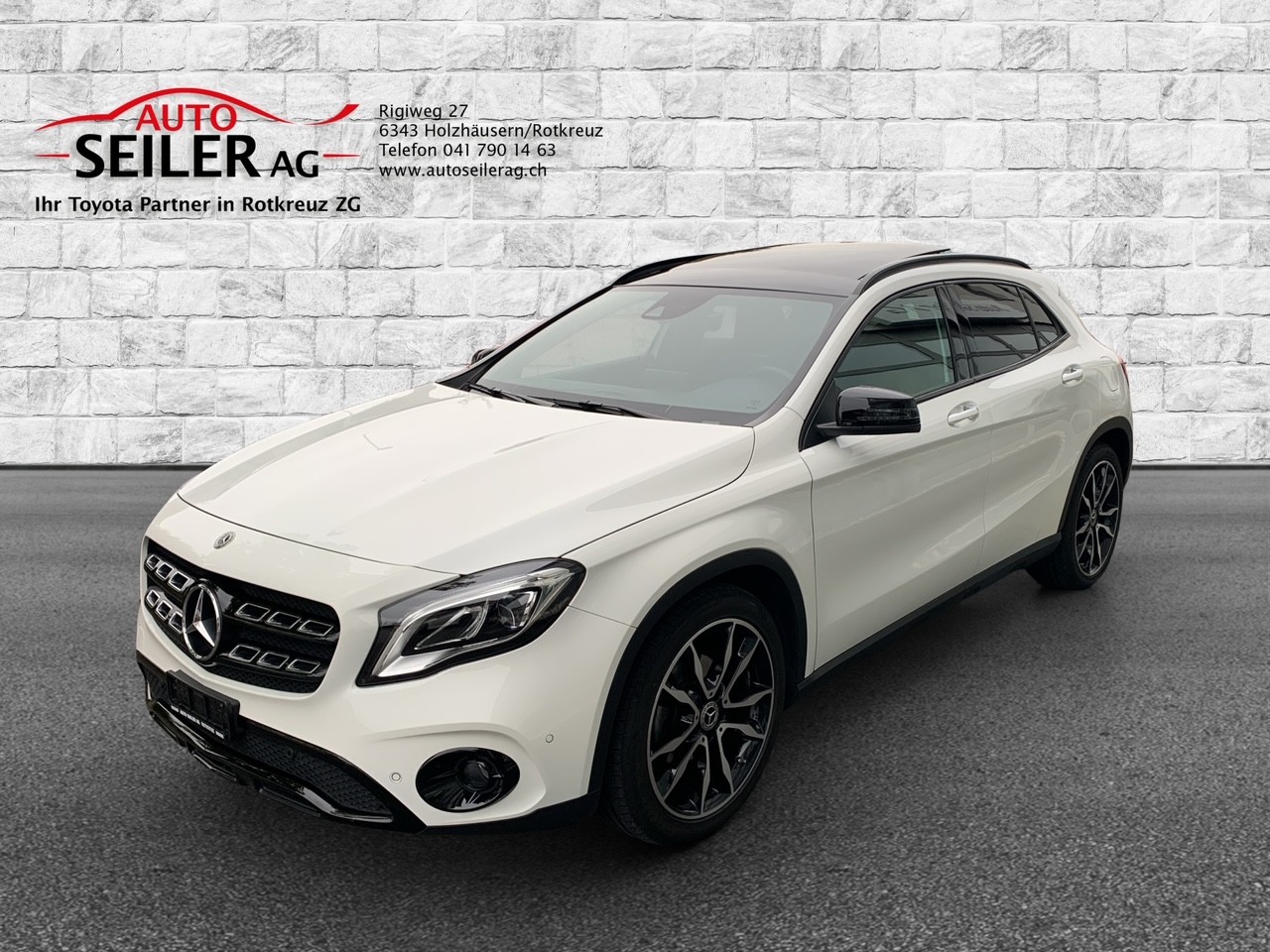 MERCEDES-BENZ GLA 200 Night Star 7G-DCT