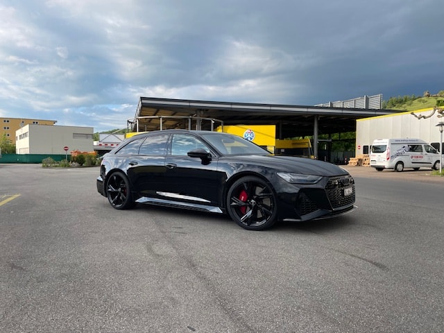 AUDI RS6 Avant 4.0 TFSI V8 quattro